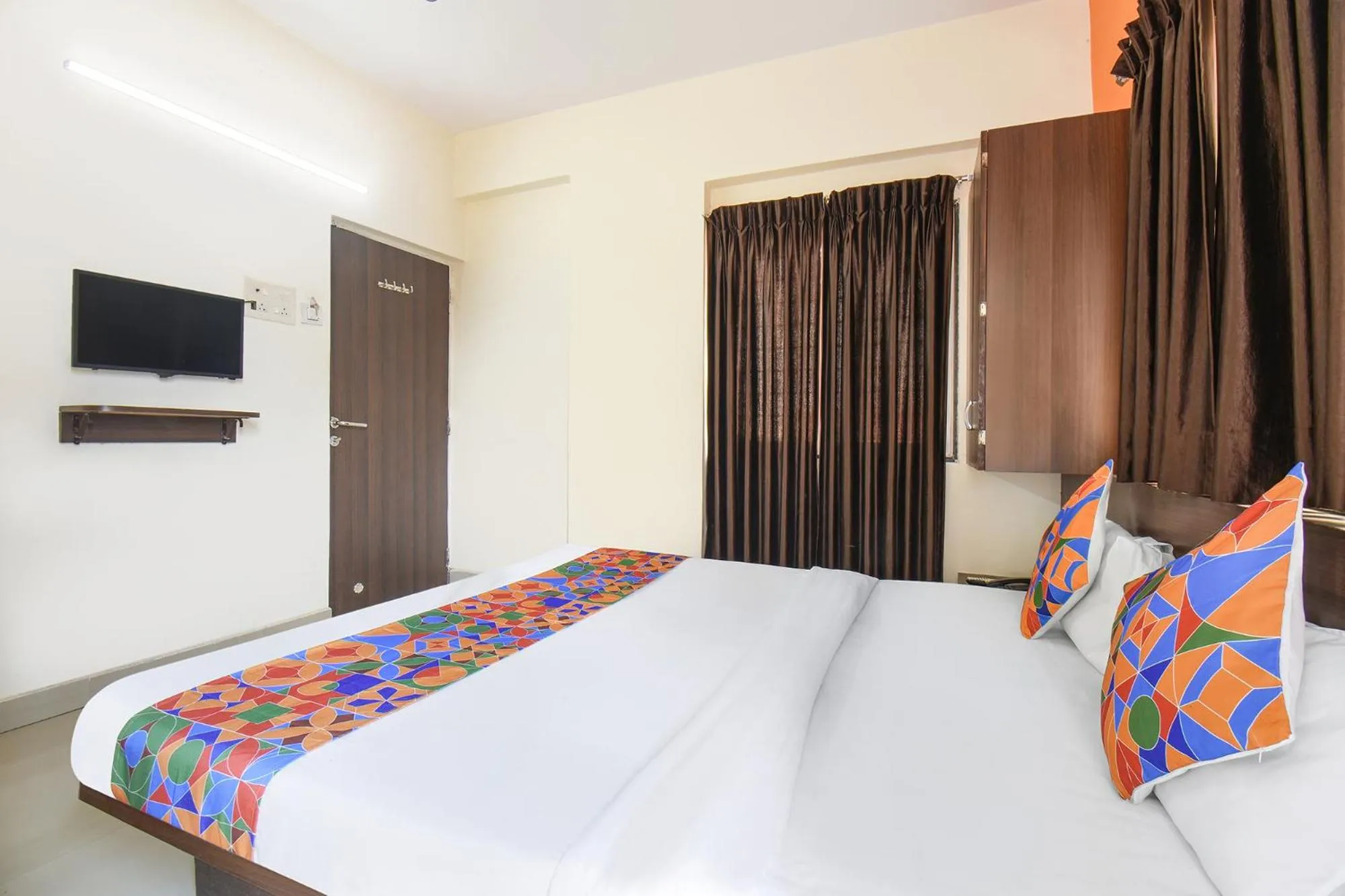 Bed in FabExpress Comfort Executive - Nr Butterfly Park - Hinjawadi