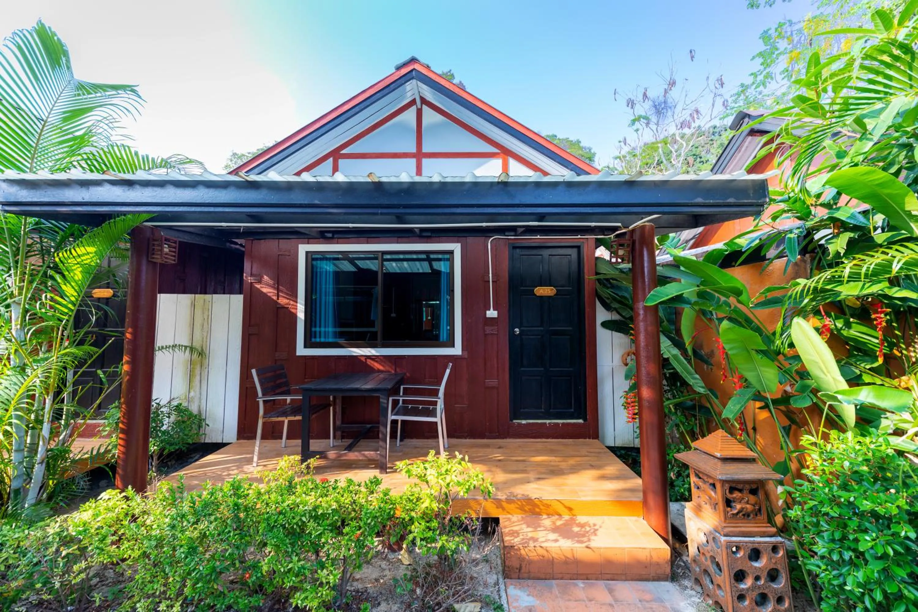 Property building in Phi Phi Long Beach Bungalow ( Had Yao)