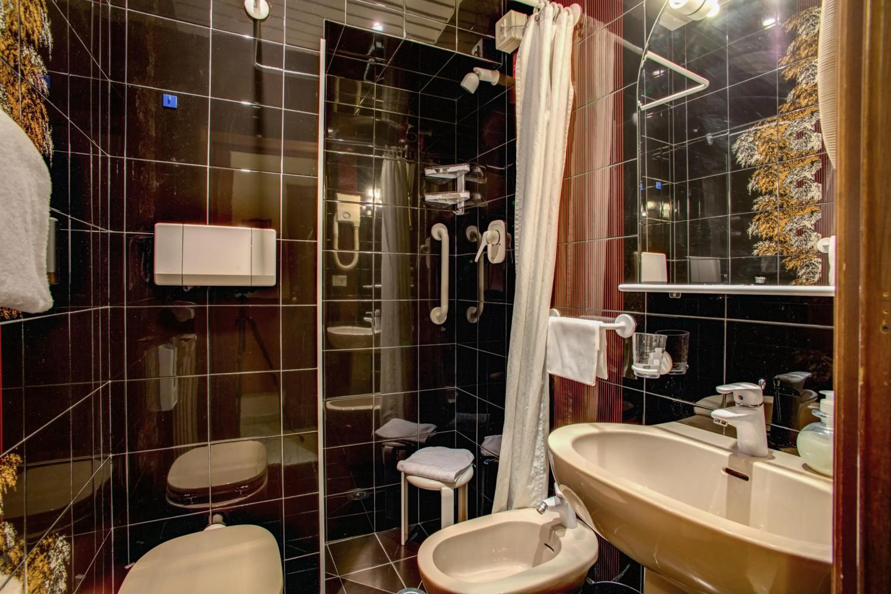 Bathroom in Hotel Lorena