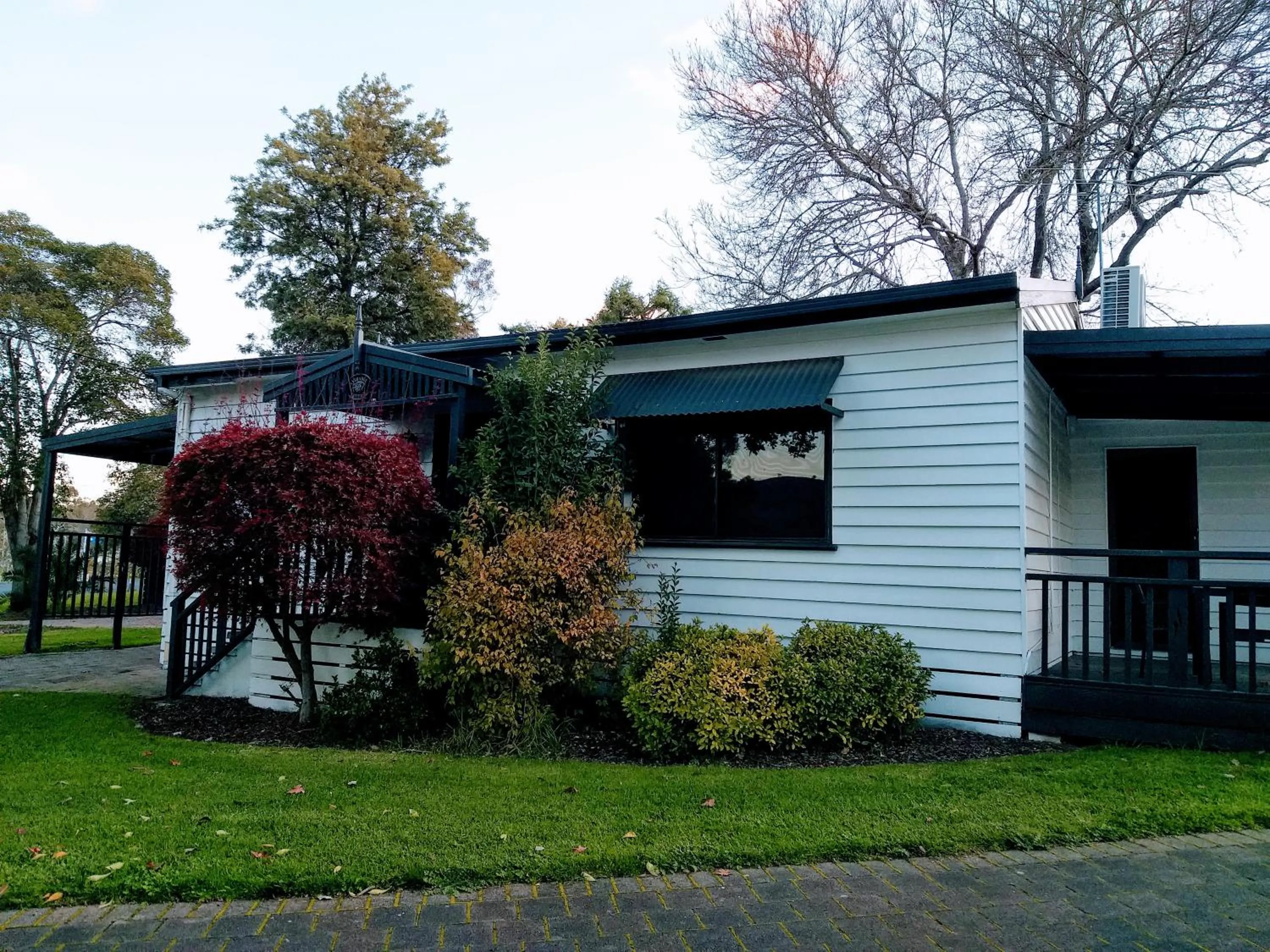 Property building in Lake Hume Resort