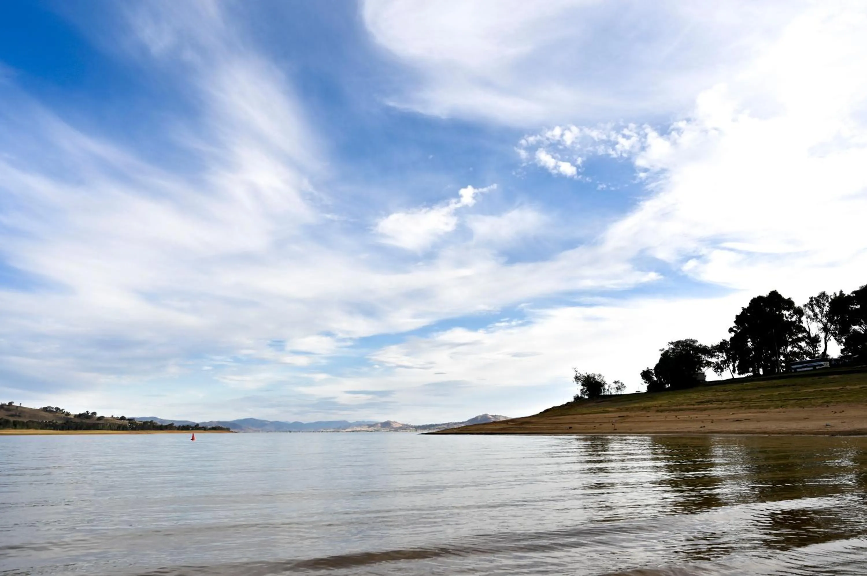 Natural landscape in Lake Hume Resort