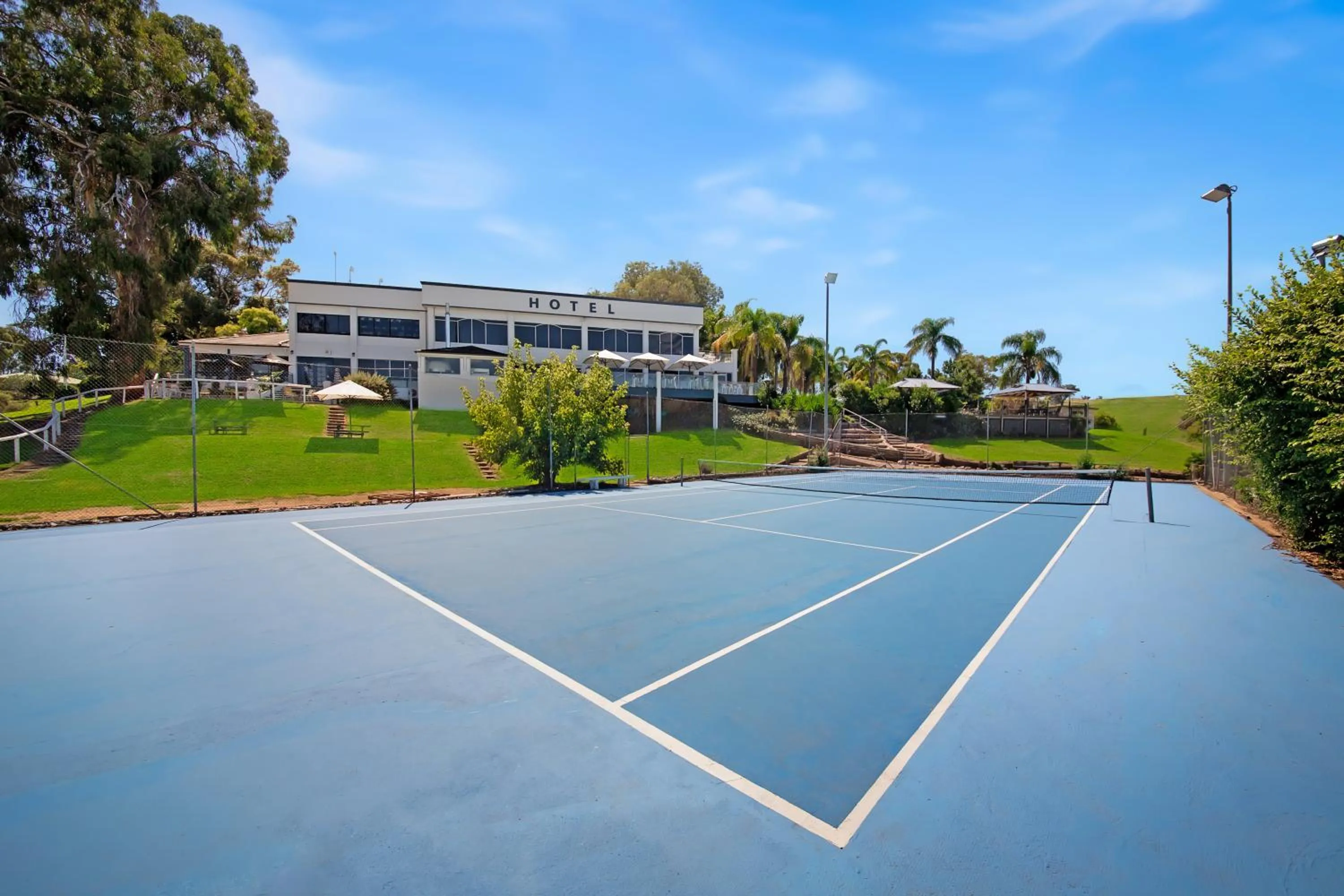 Tennis court in Lake Hume Resort