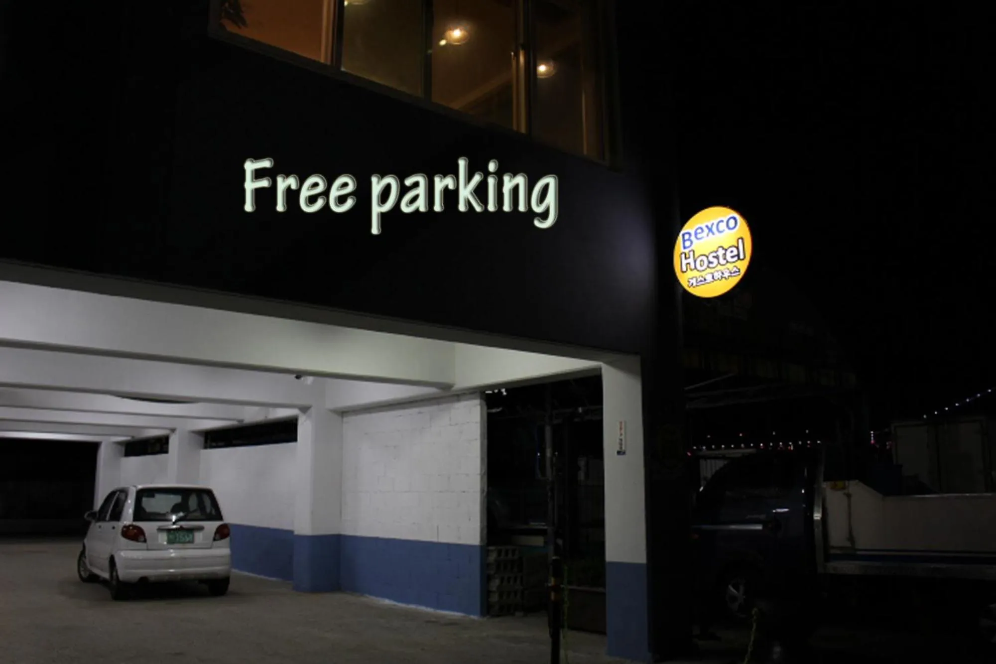 Area and facilities in Bexco Hostel B&B