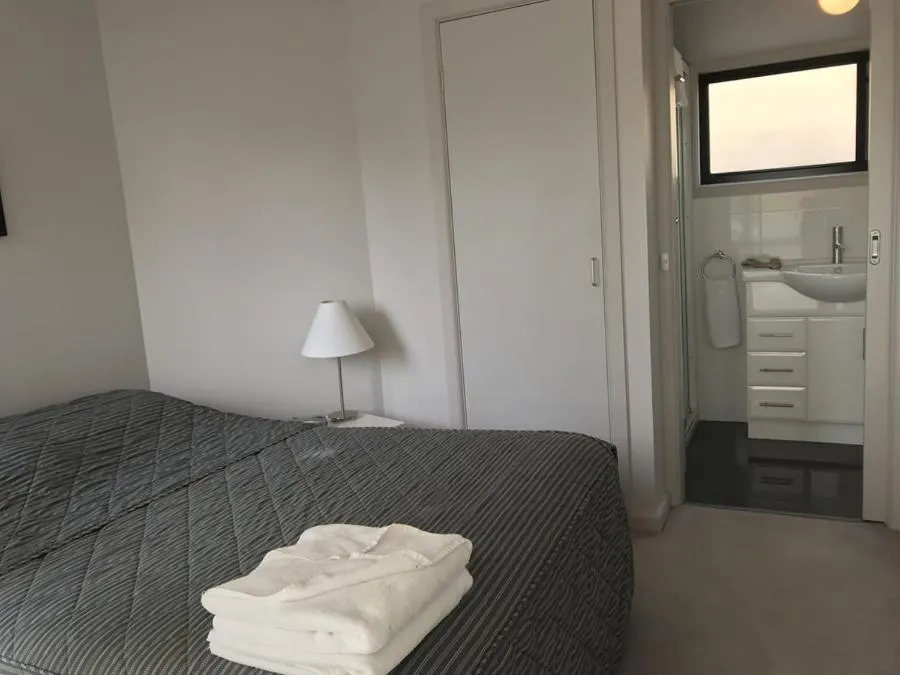 Bed in Edgewater Terraces at Metung