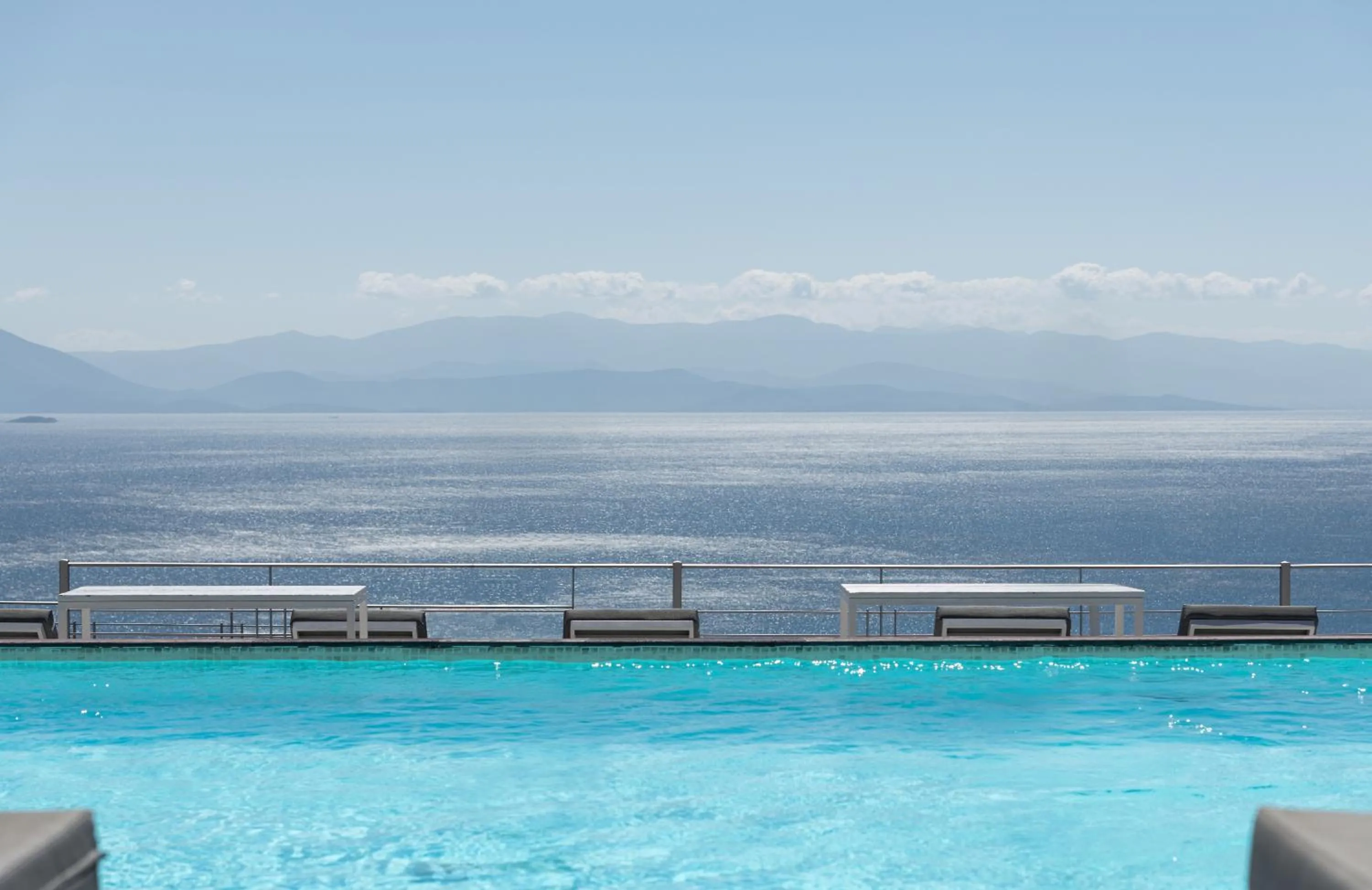 Day in Karavia Lux Inn