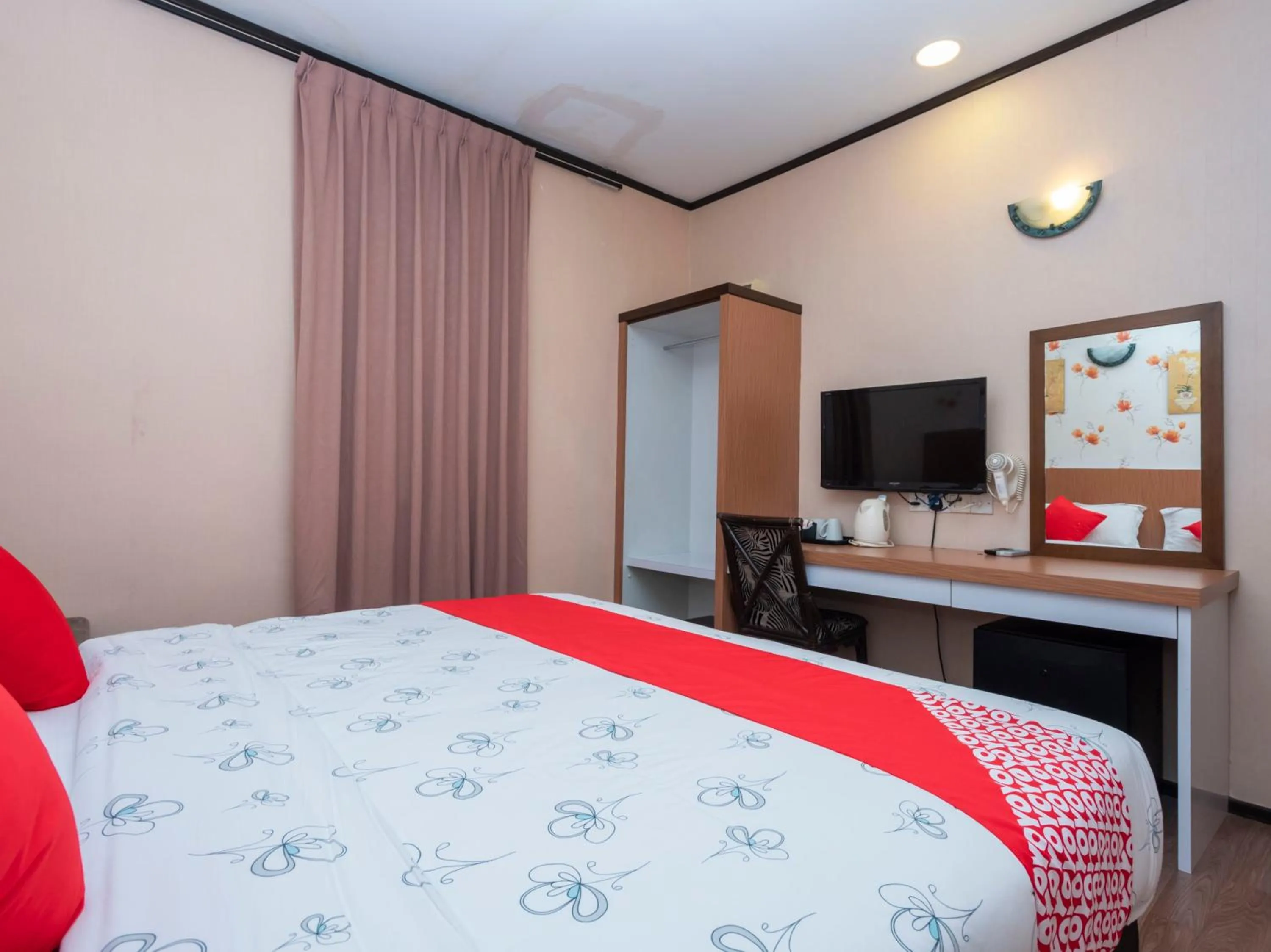 Bedroom in Hotel Suan Bee Sutera