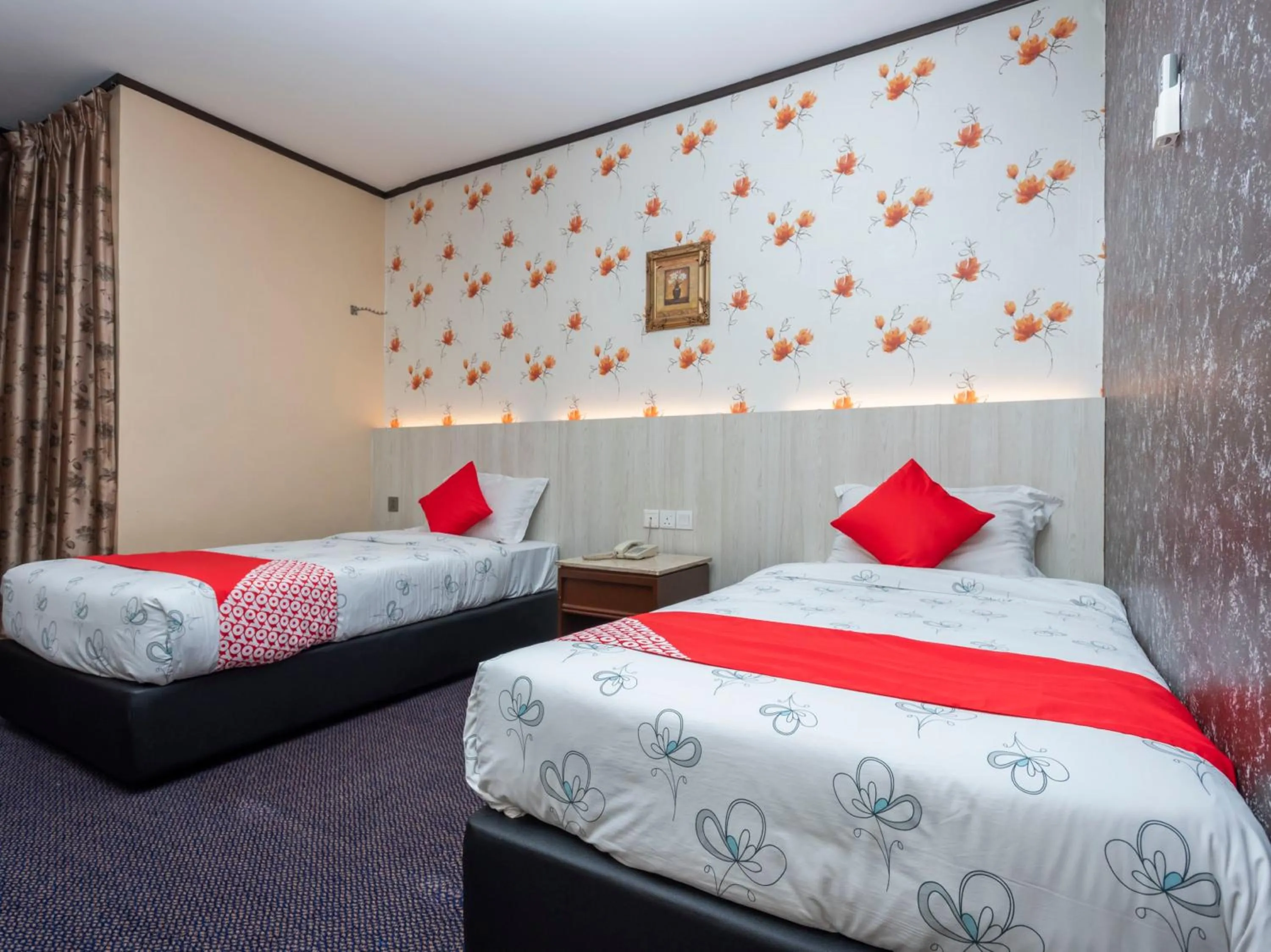 Bedroom in Hotel Suan Bee Sutera