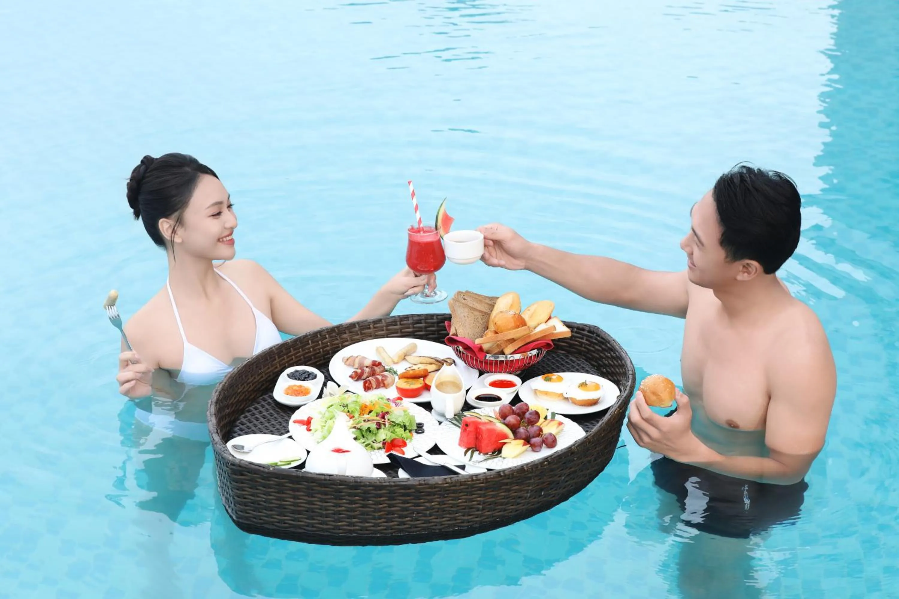 Swimming pool in FLC Halong Bay Golf Club & Luxury Resort