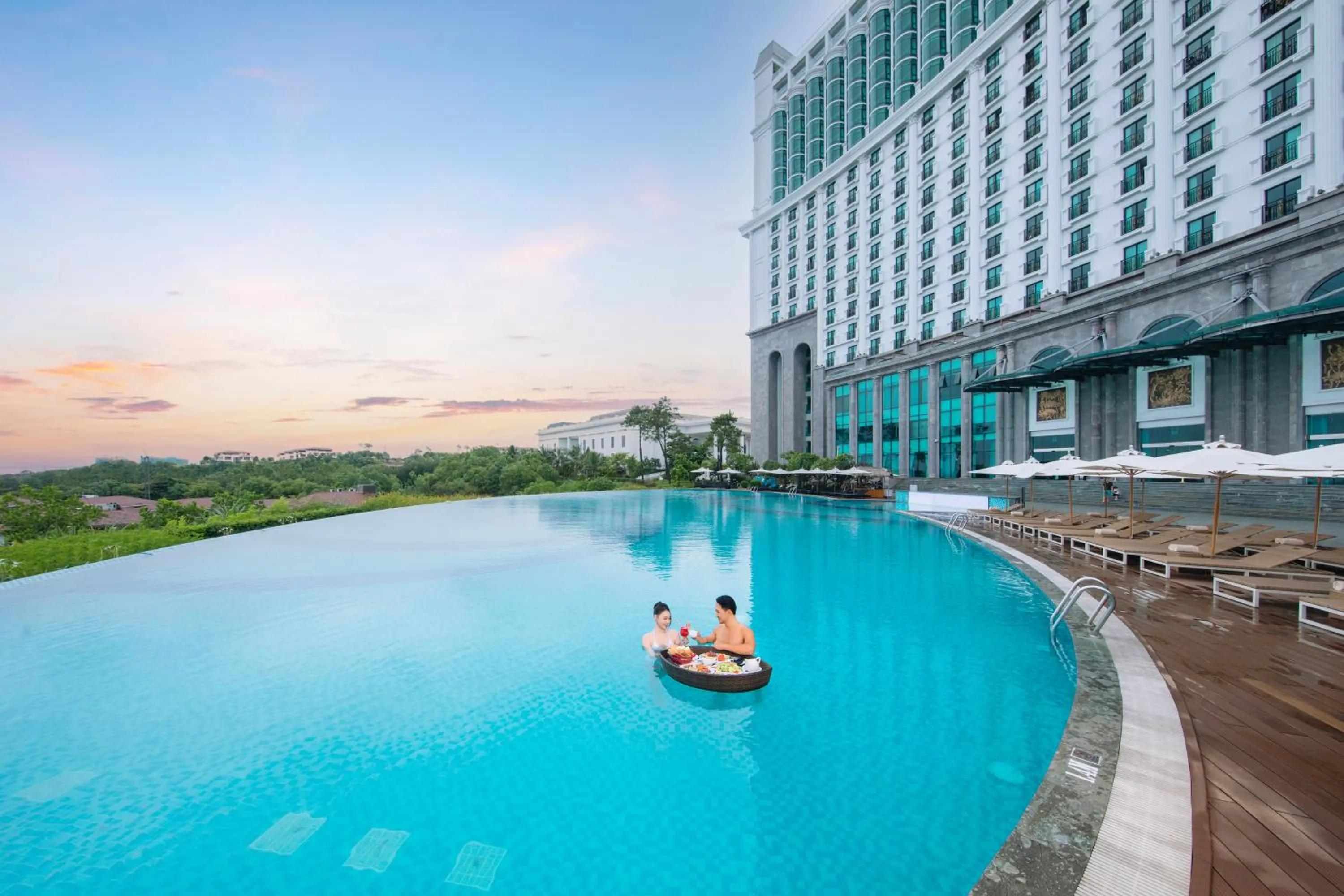 Swimming pool in FLC Halong Bay Golf Club & Luxury Resort