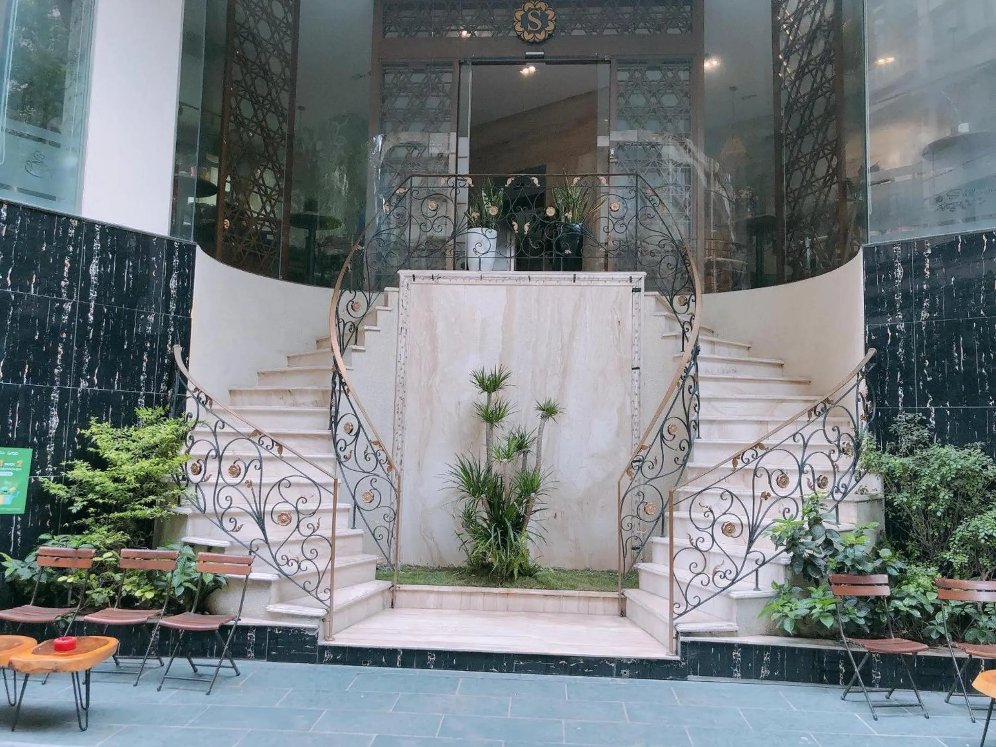 Property building in Soleil Hotel & Apartment