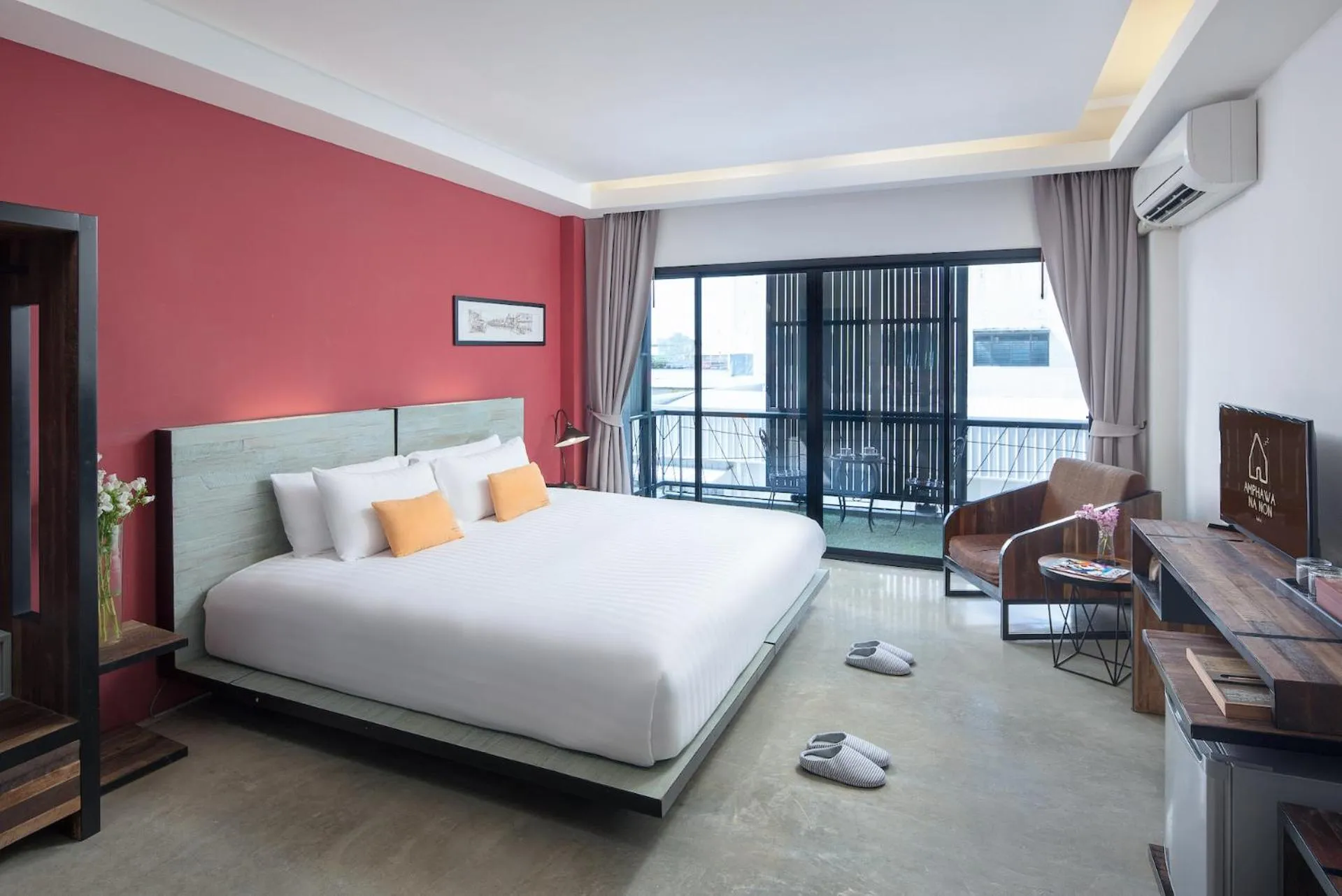 Bed in Amphawa Nanon Hotel