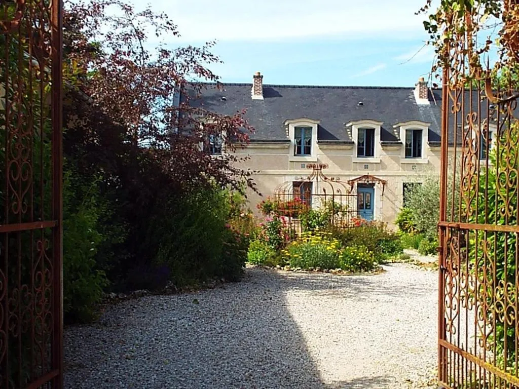 Property building in Les Roses de Montherlant