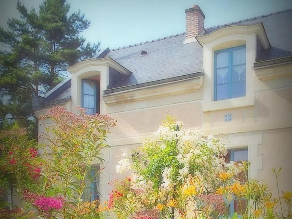Property building in Les Roses de Montherlant