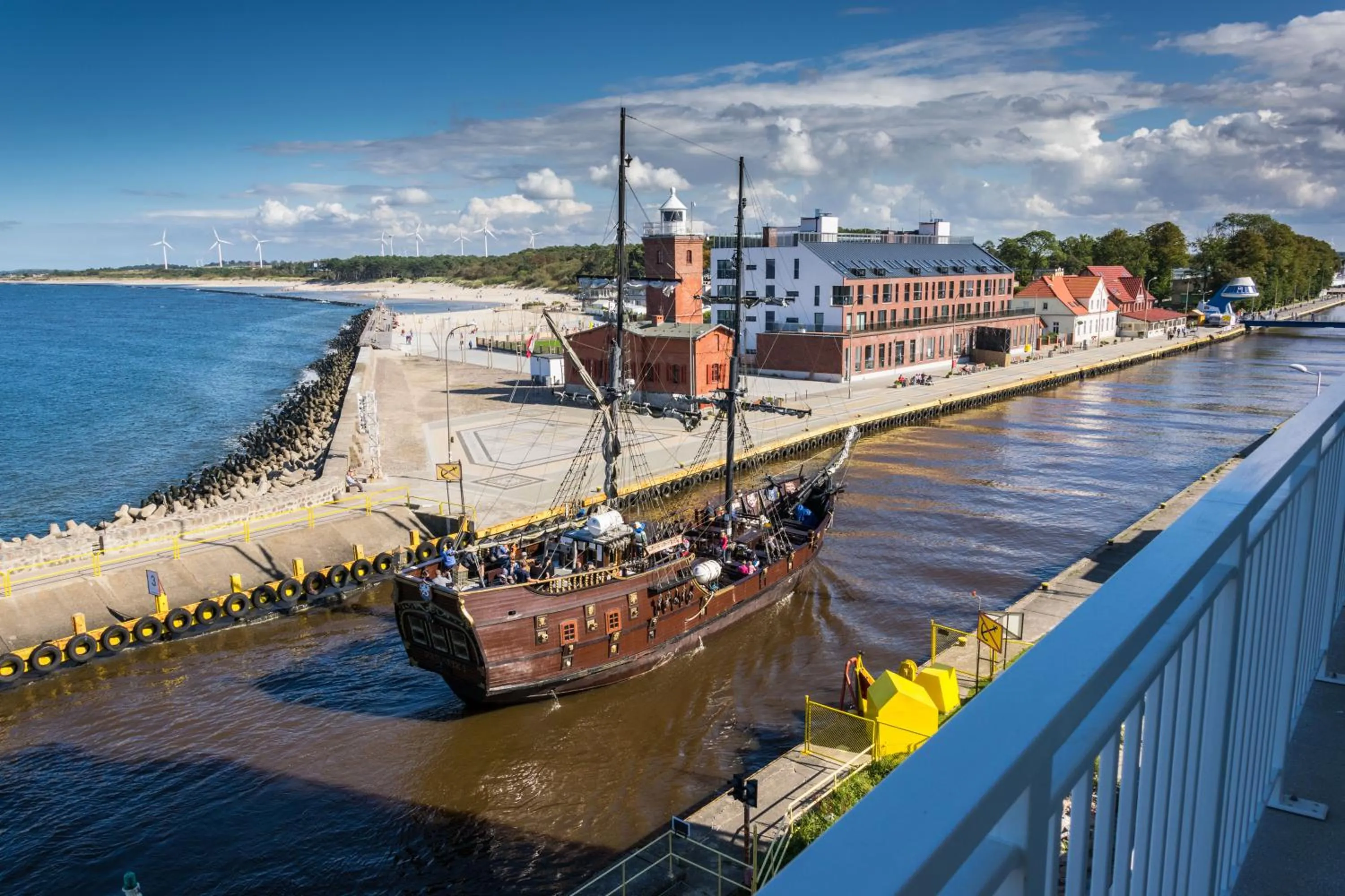 Landmark view in Apartamenty Marina z widokiem na morze