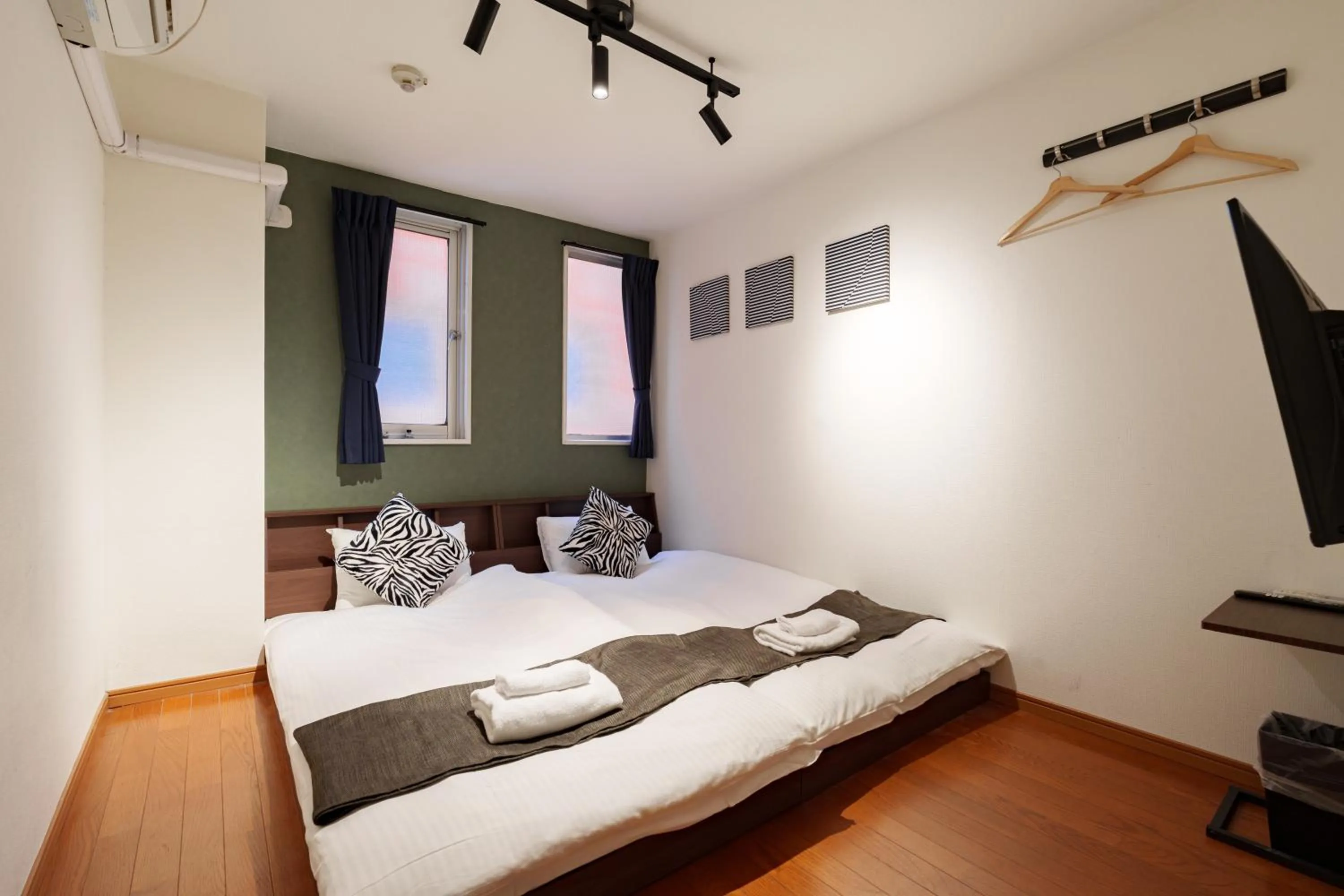 Photo of the whole room, Bed in YAMATO - DOYANEN HOTELs