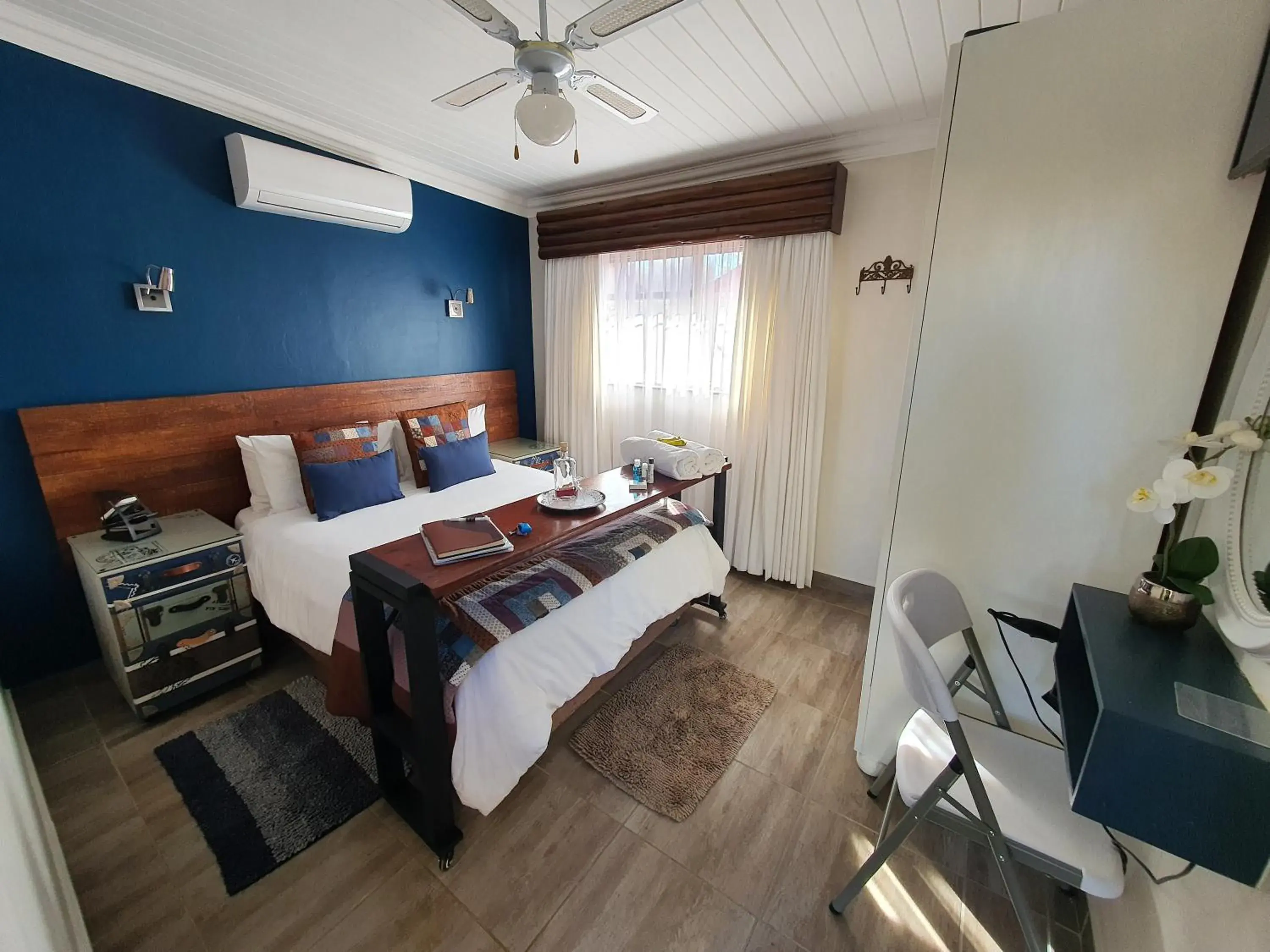 Double Room in Rustic Forest Guest House Double Room in Rustic Forest Guest House