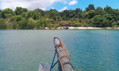 Beach in Kitu Kiblu