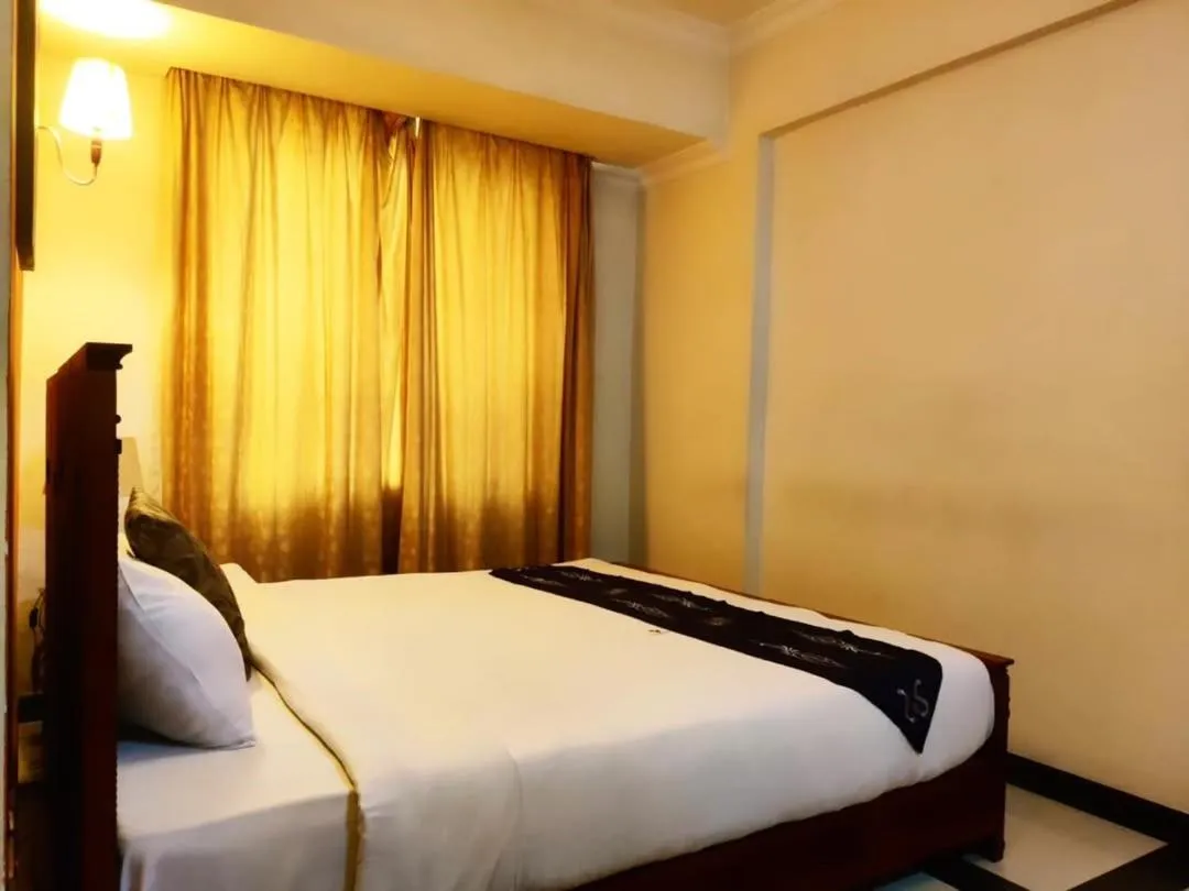 Bed in Hotel Nikko Towers