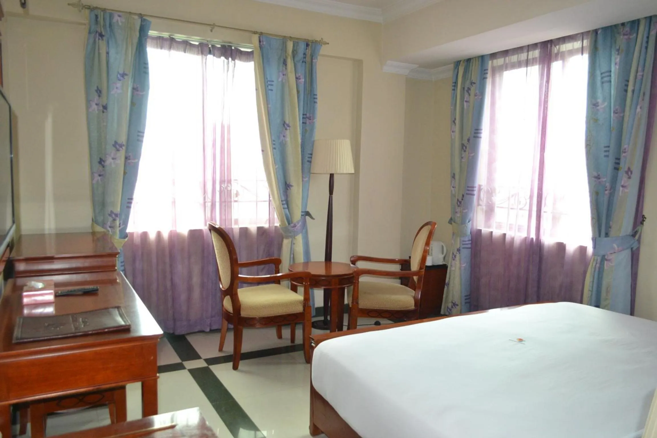 Bed in Hotel Nikko Towers