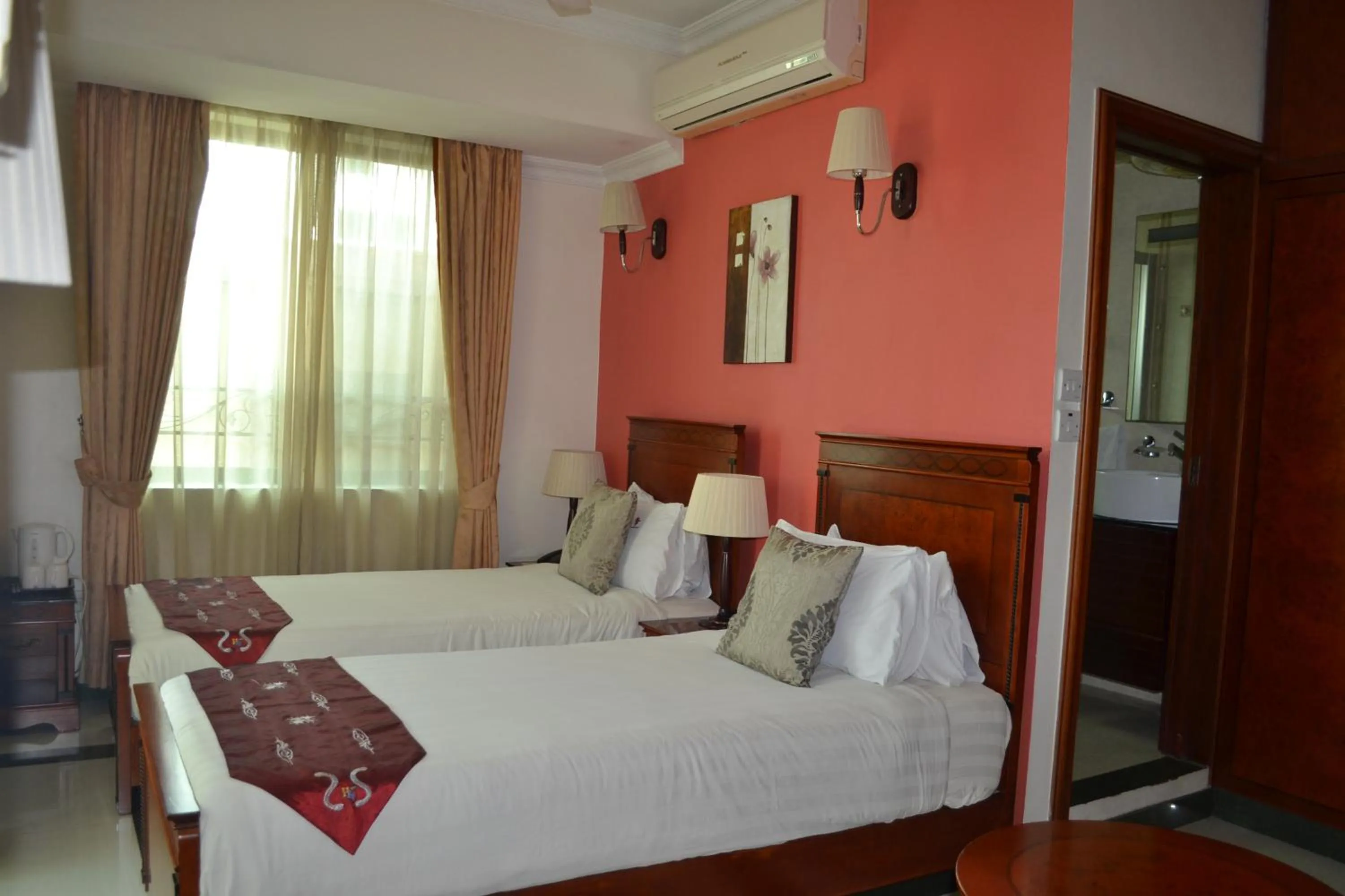 Bed in Hotel Nikko Towers