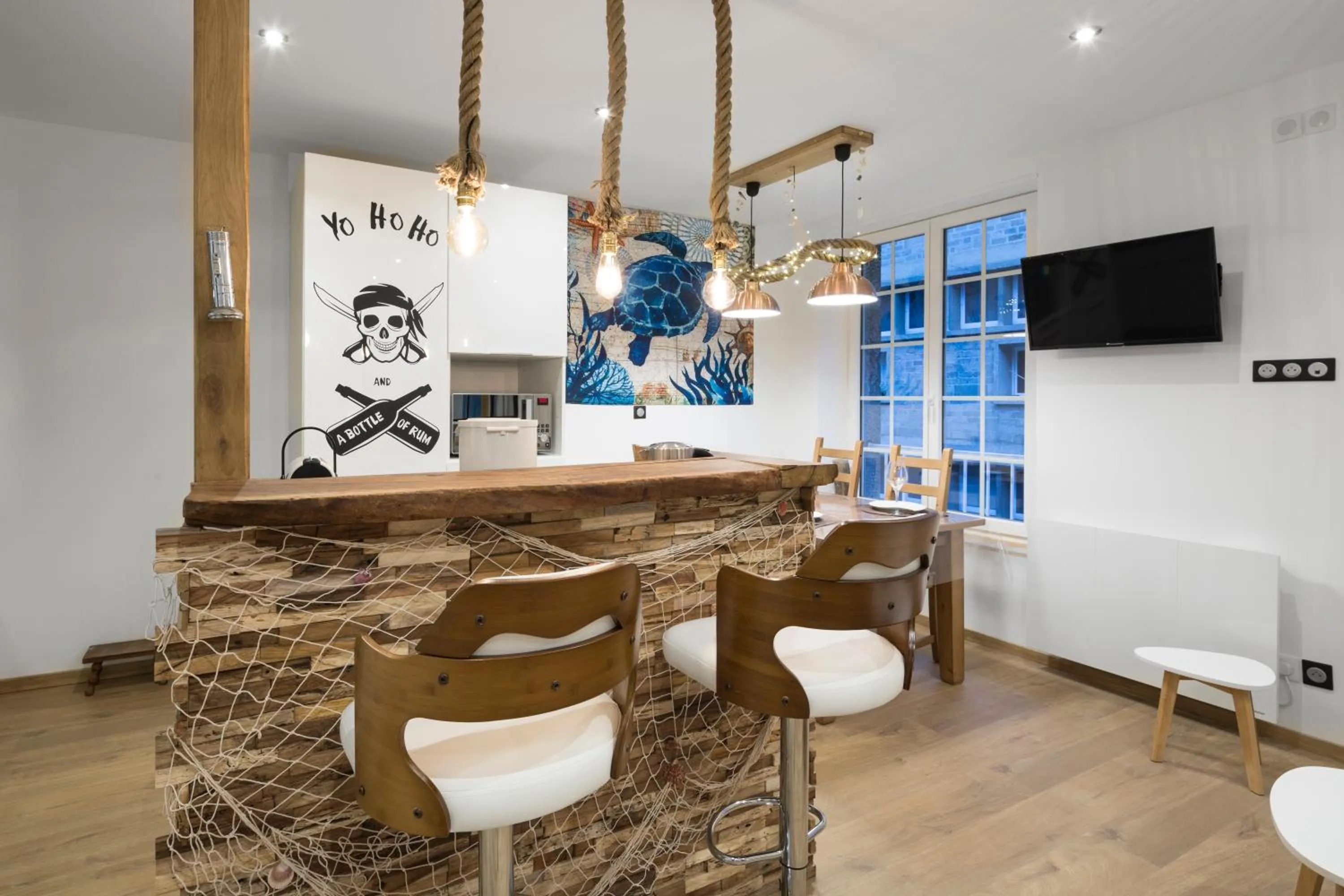 Dining area in La Cordee by Cocoonr