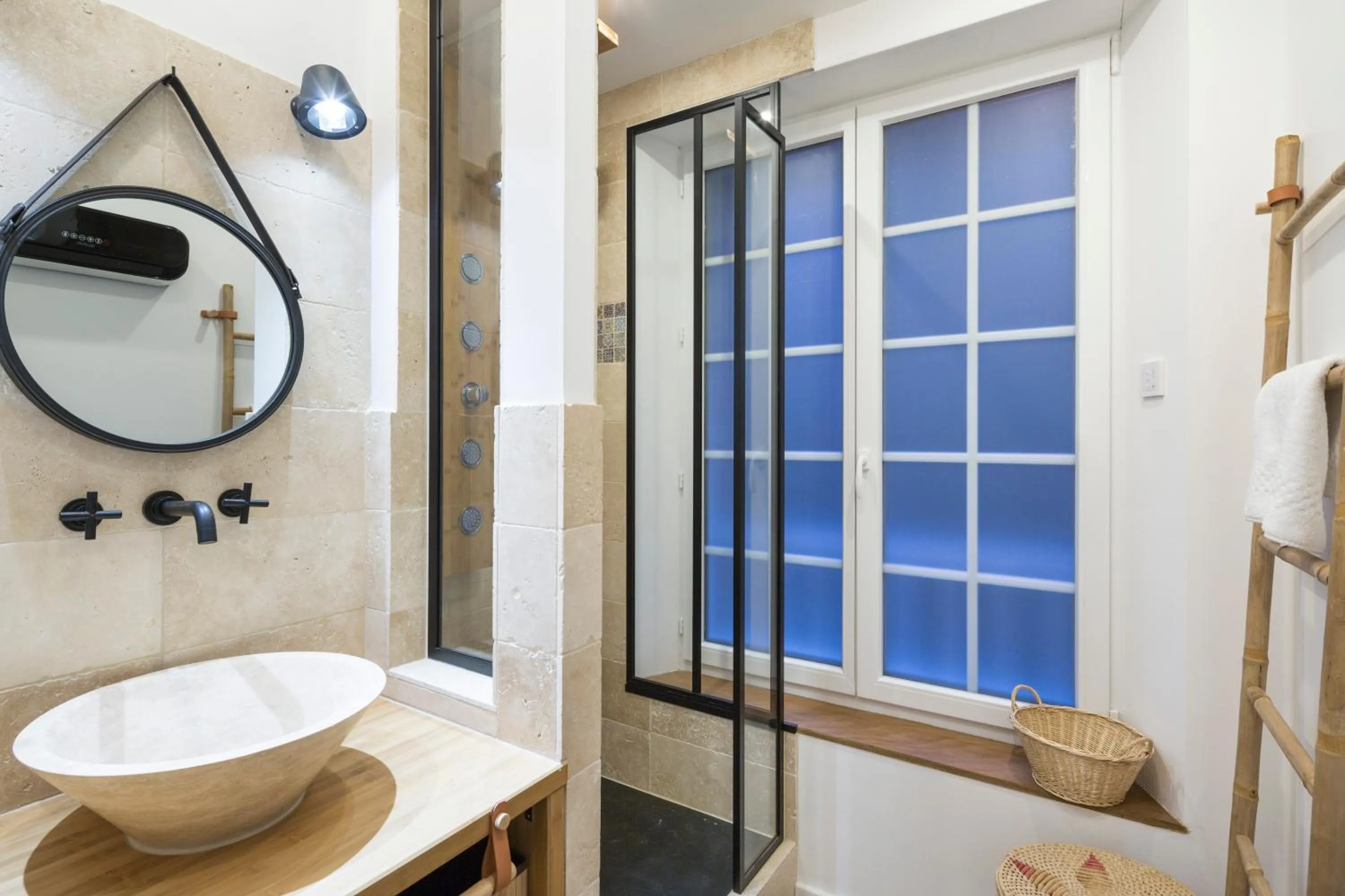 Bathroom in La Cordee by Cocoonr