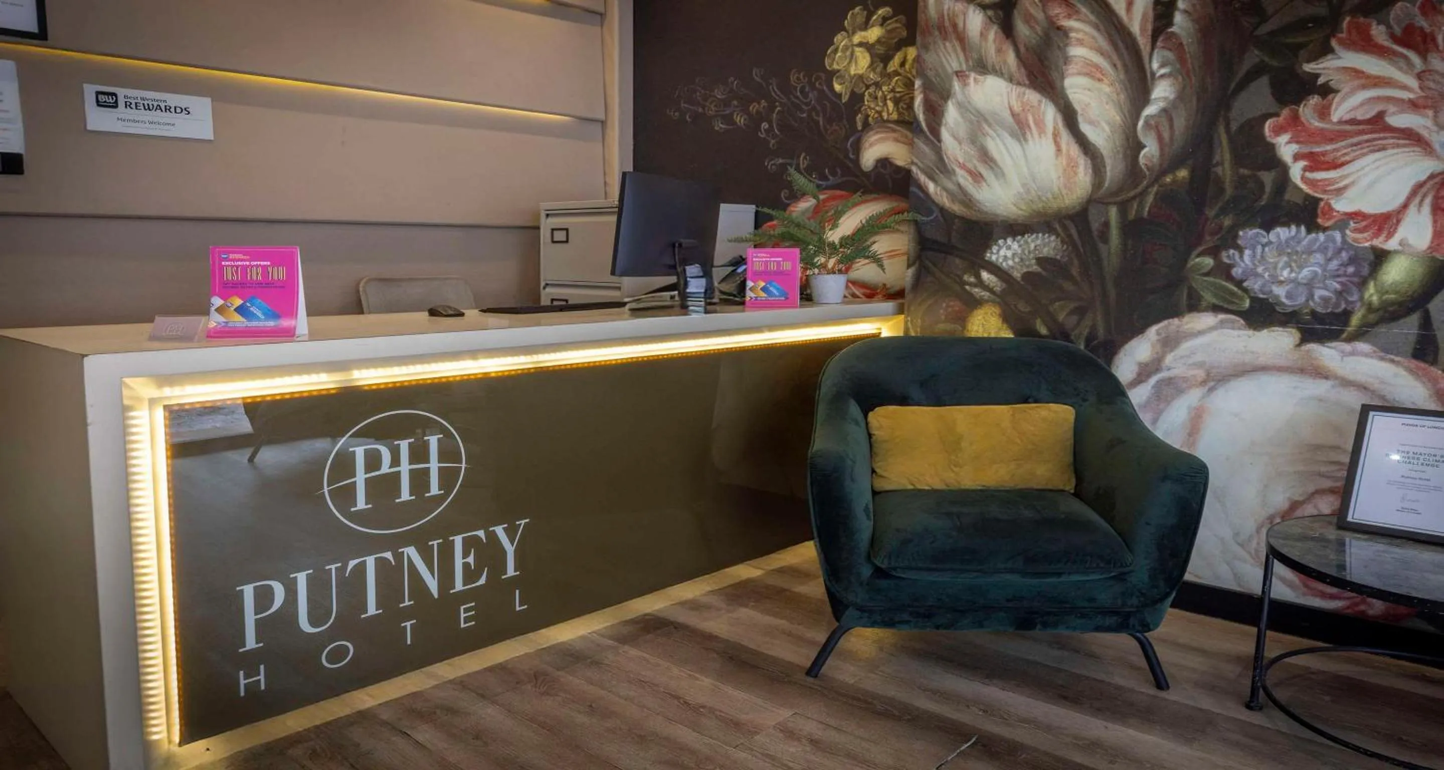 Property building in Putney Hotel