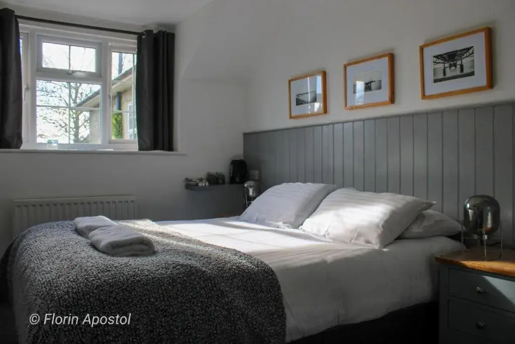 Standard Double Room in The Wight Mouse Inn Standard Double Room in The Wight Mouse Inn