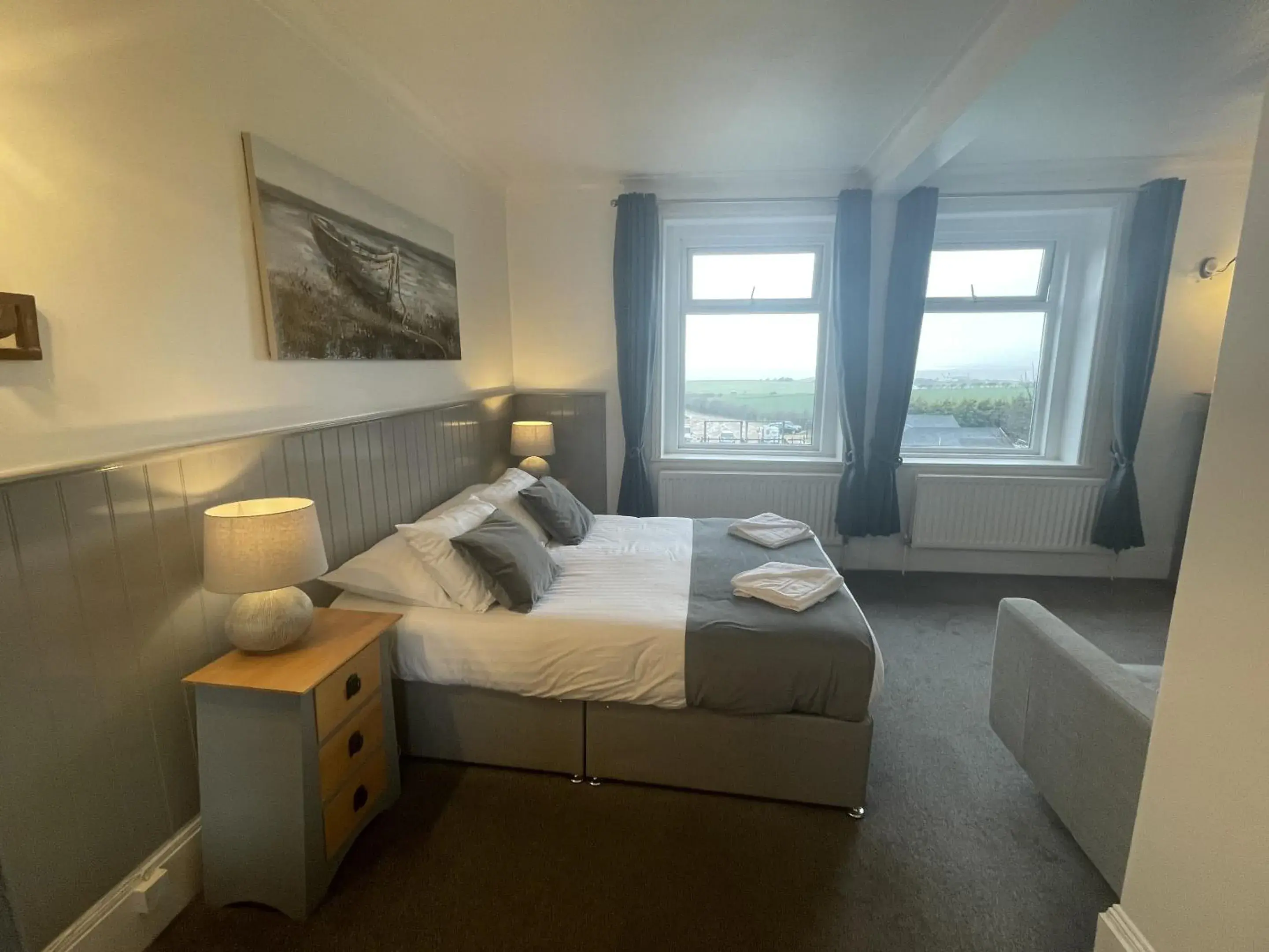 Premium Sea View Double in The Wight Mouse Inn Premium Sea View Double in The Wight Mouse Inn