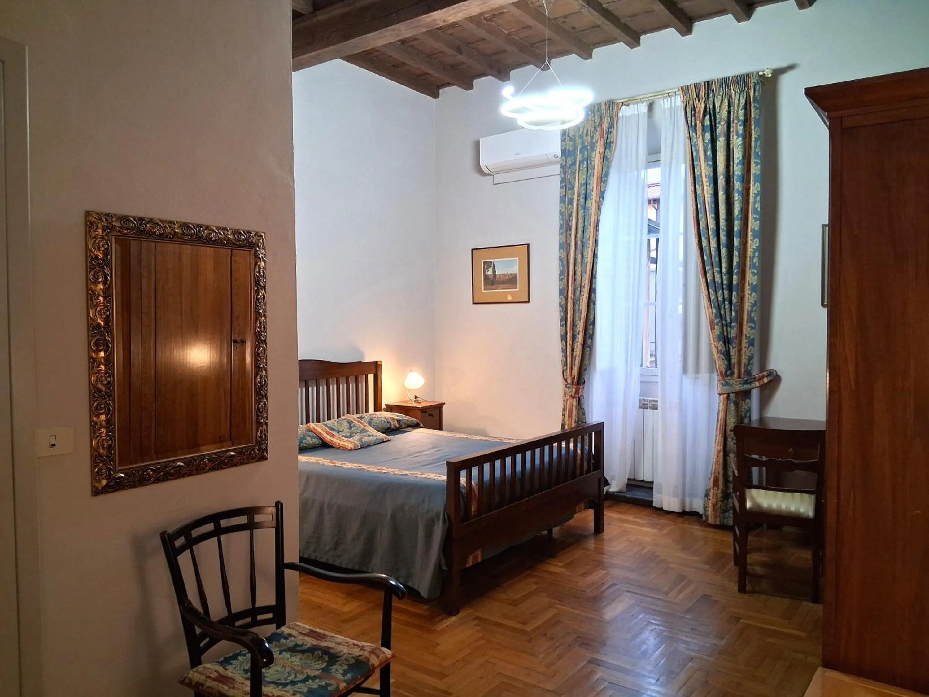 Bed in Hotel Tourist House