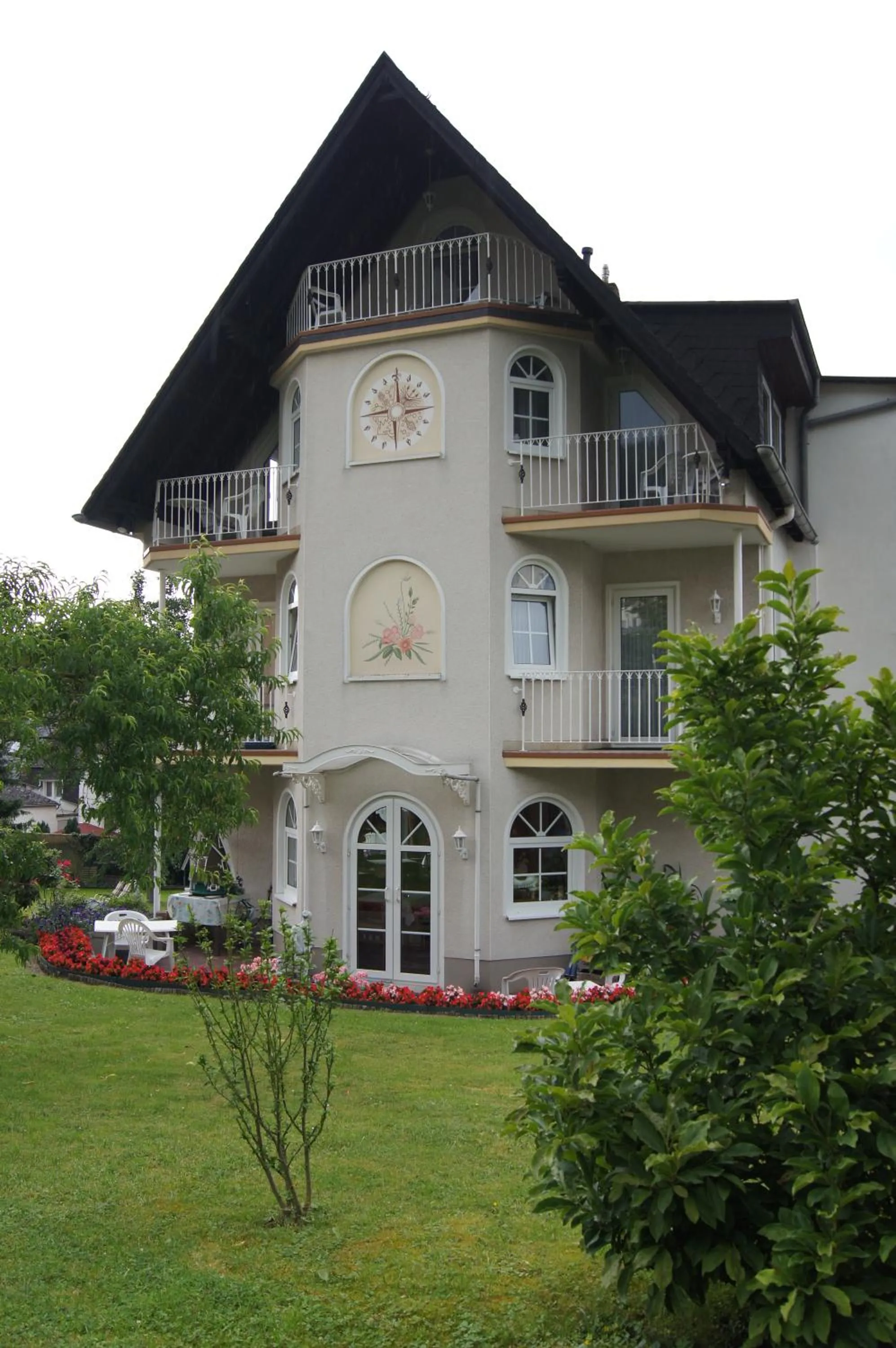 Property building in Pension Schneider