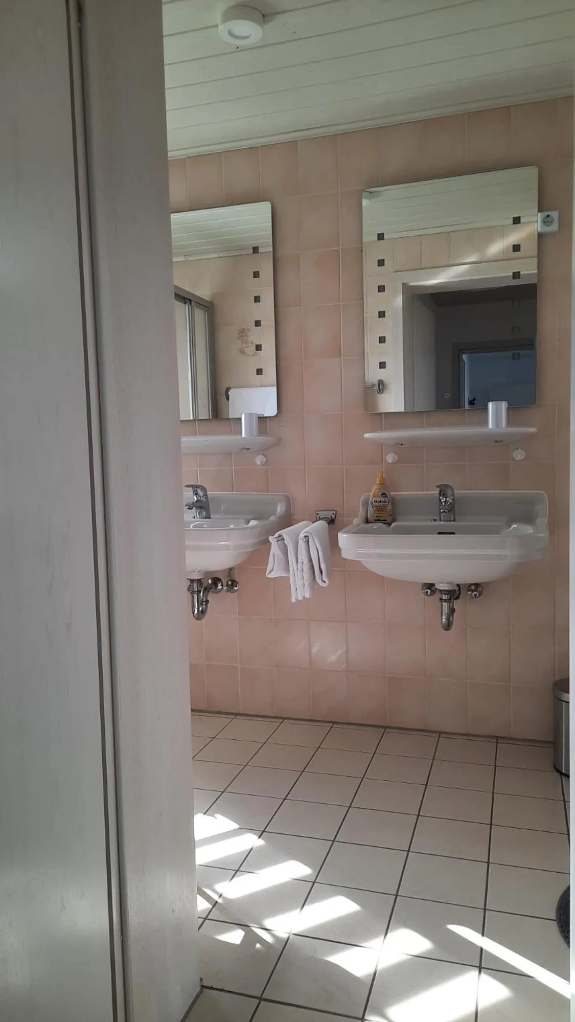 Bathroom in Pension Schneider