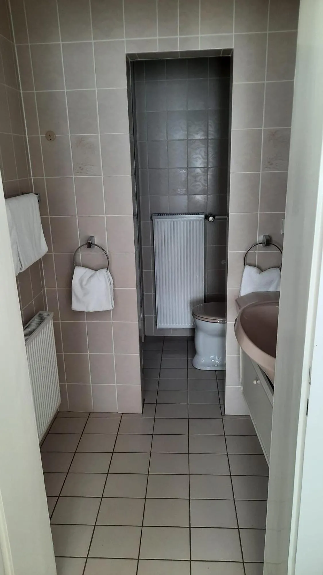 Bathroom in Pension Schneider
