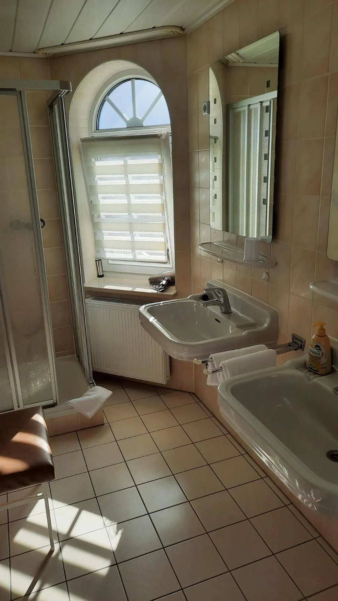Bathroom in Pension Schneider