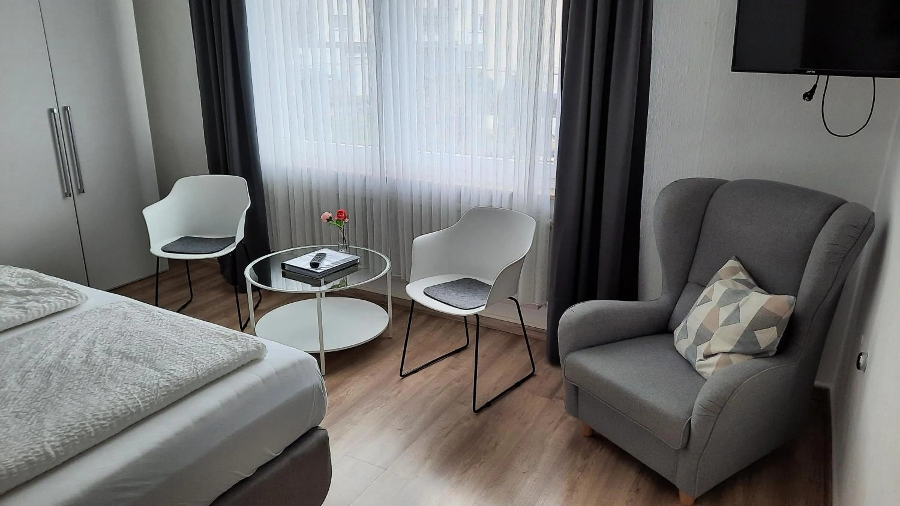 Photo of the whole room in Pension Schneider