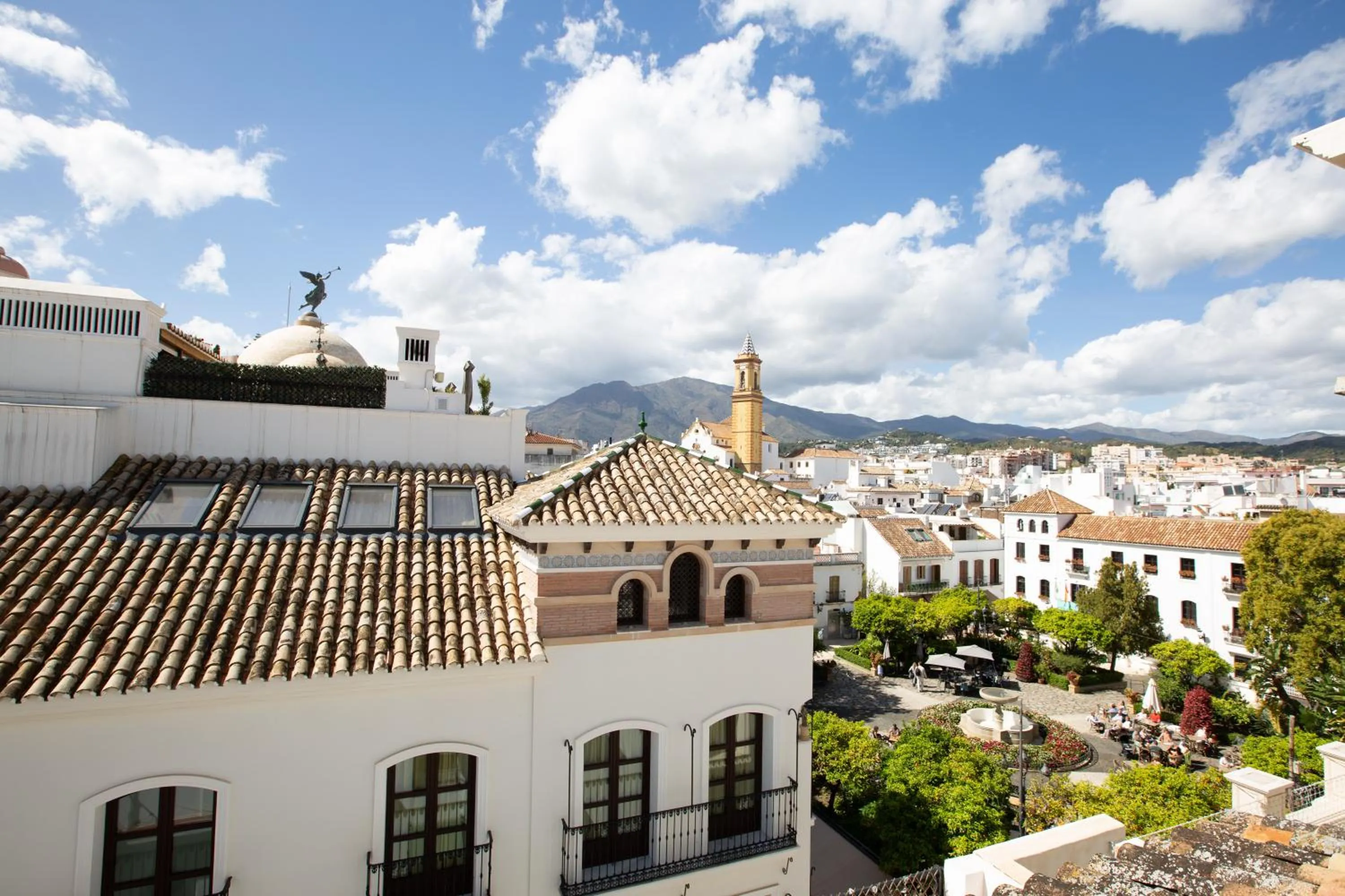 Day in La Malagueña by Croma