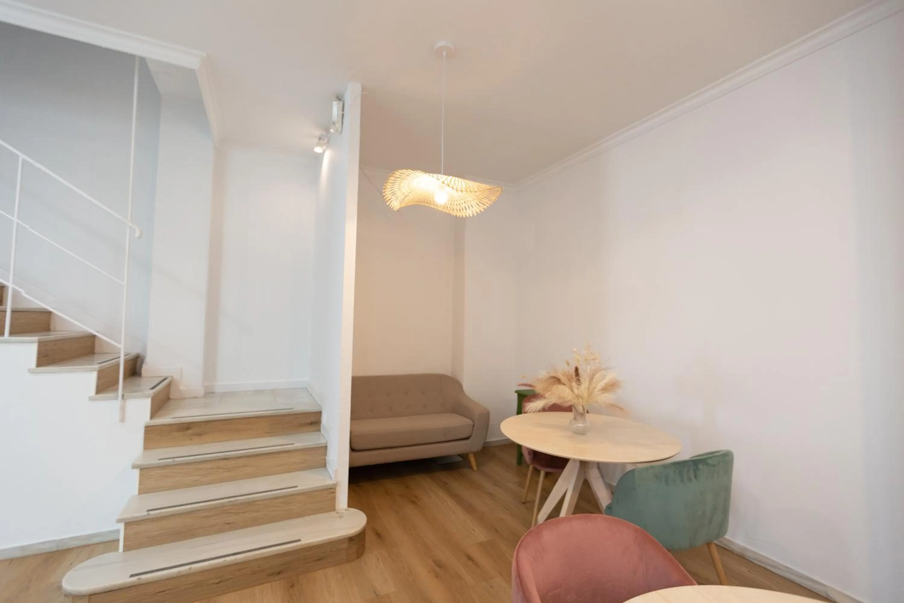 Facade/entrance in La Malagueña by Croma