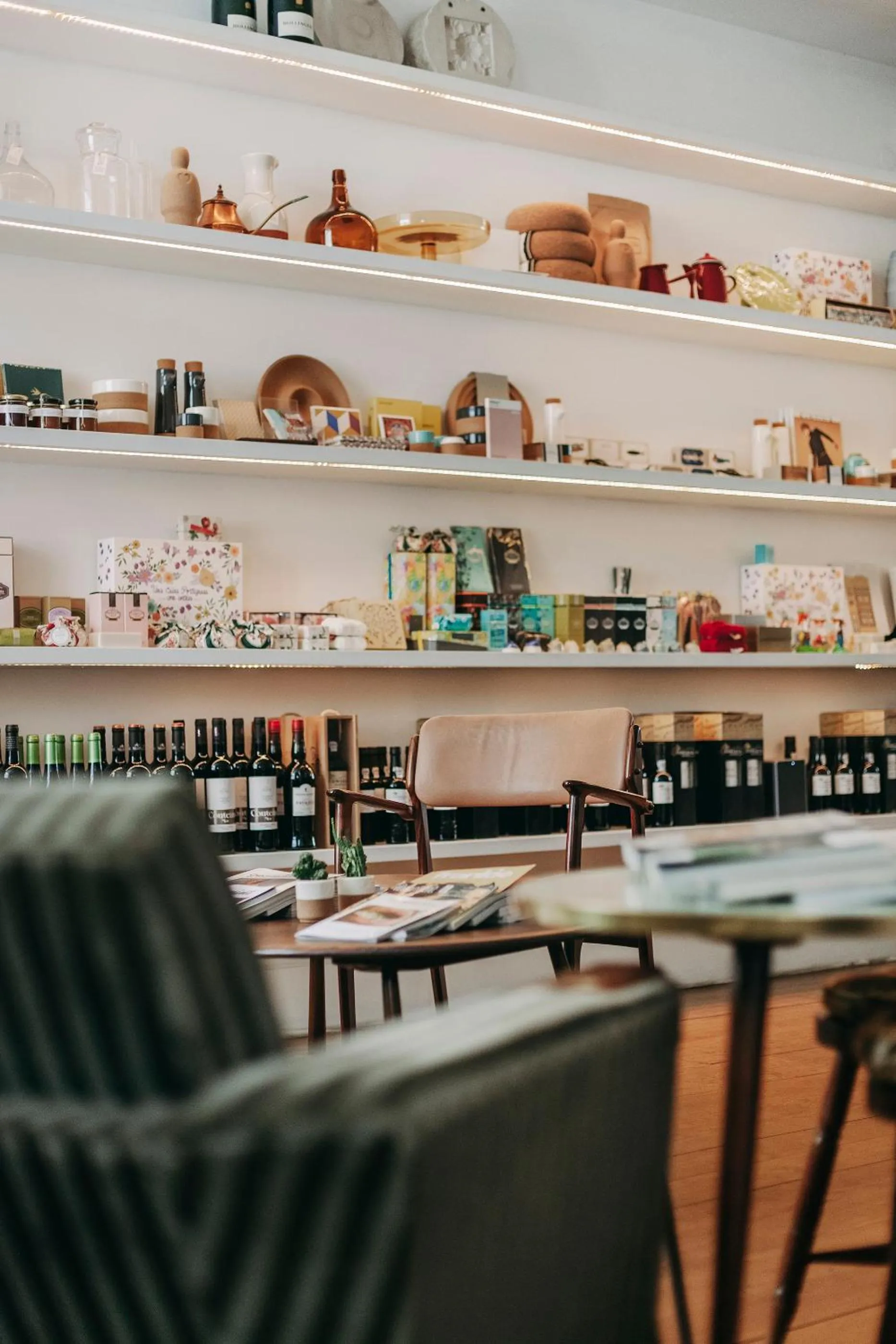 On-site shops in Rosa Et Al Townhouse