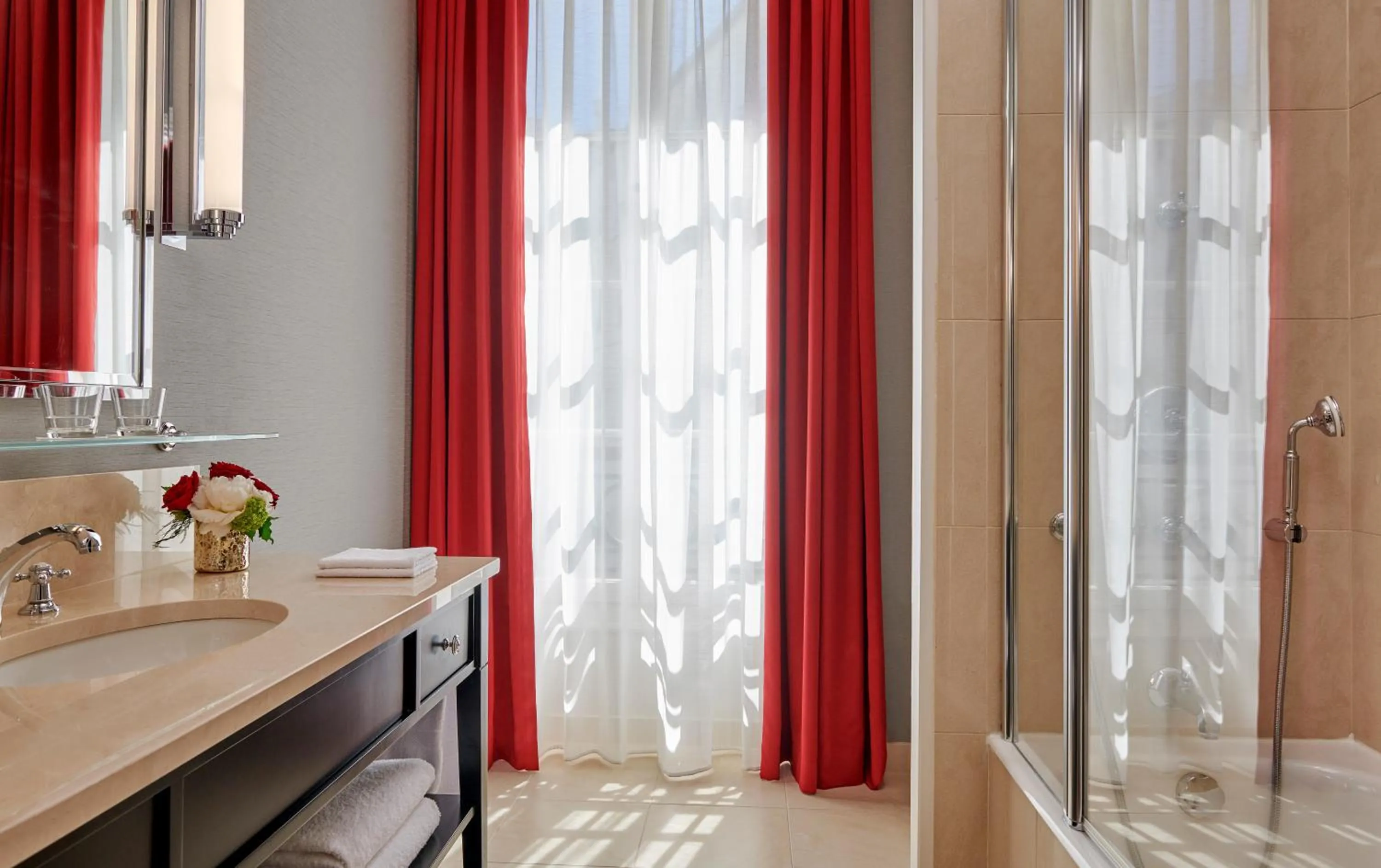 Bathroom in InterContinental Paris Le Grand by IHG
