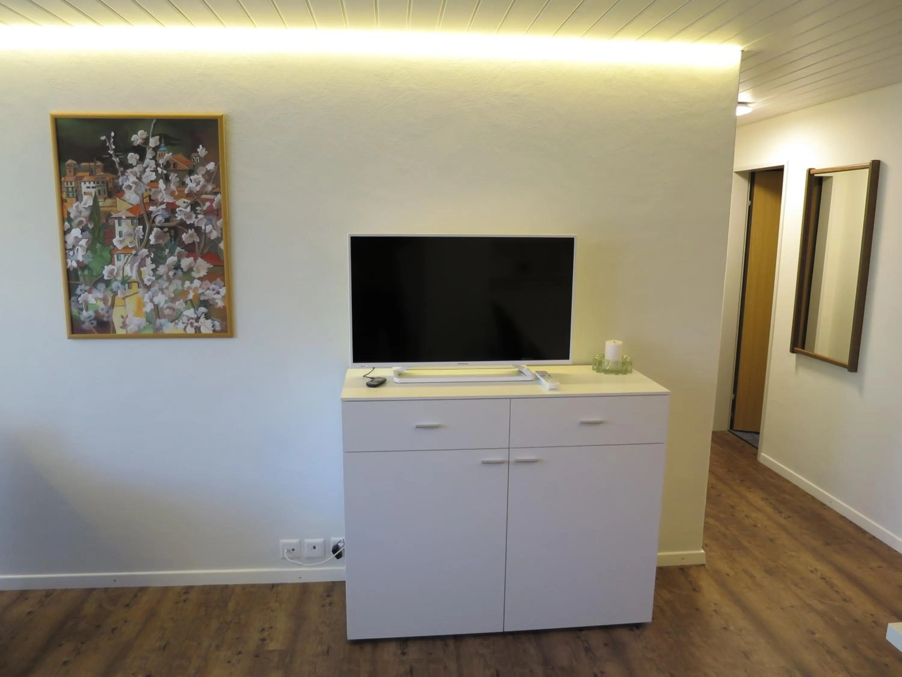 TV and multimedia in Villa Franca E06