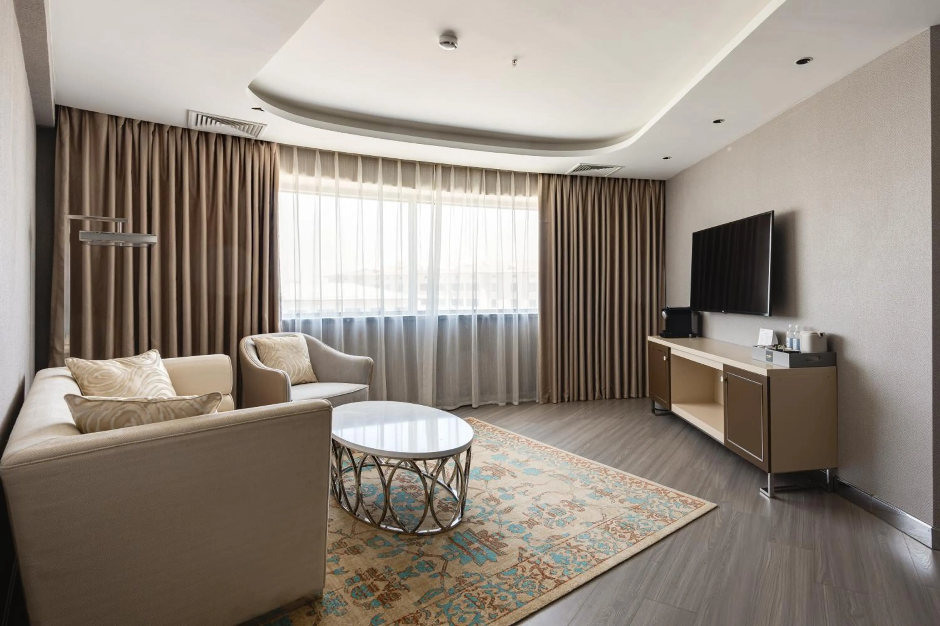 Seating area in Mövenpick Samarkand