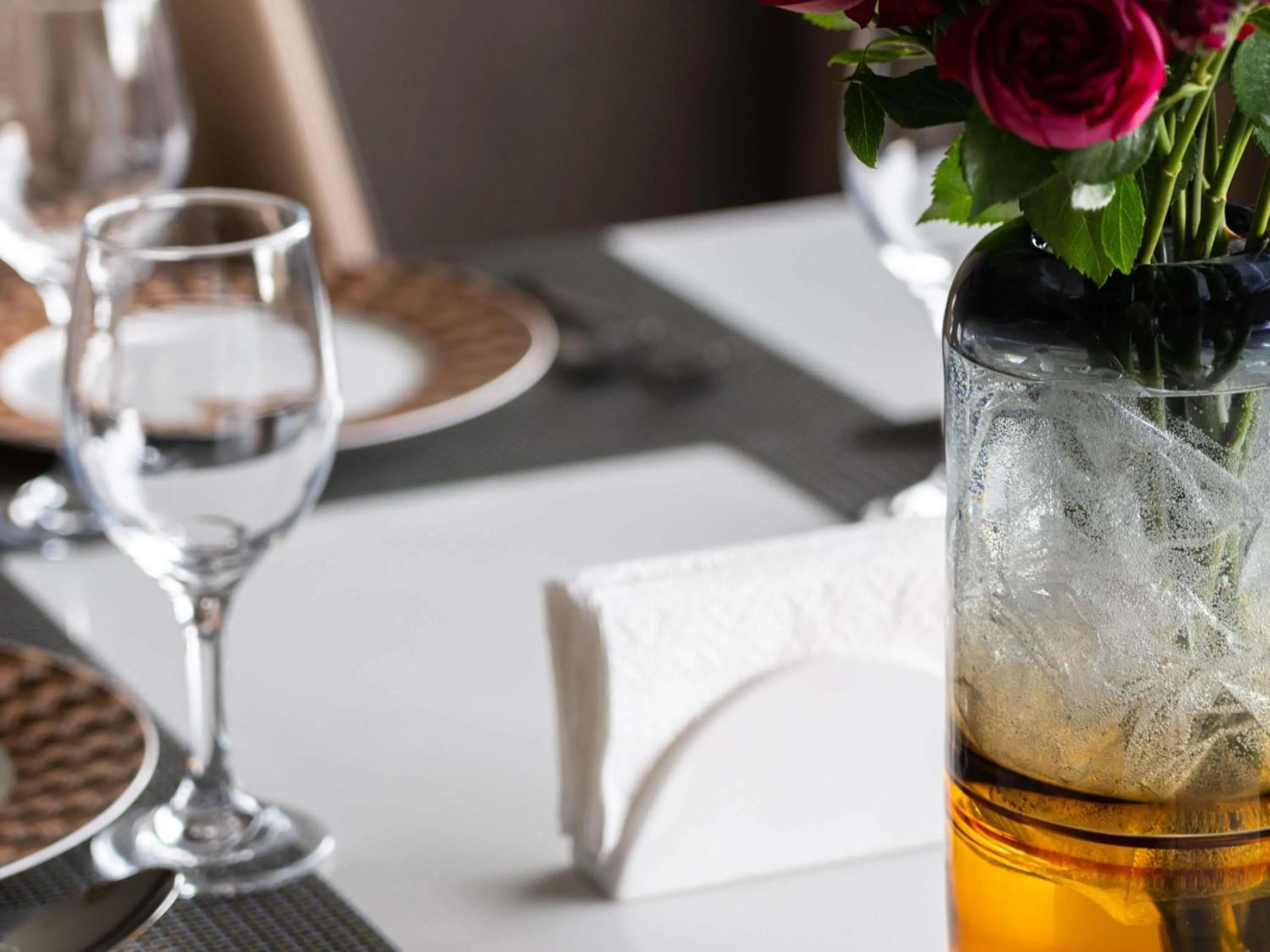 Bedroom in Mövenpick Samarkand