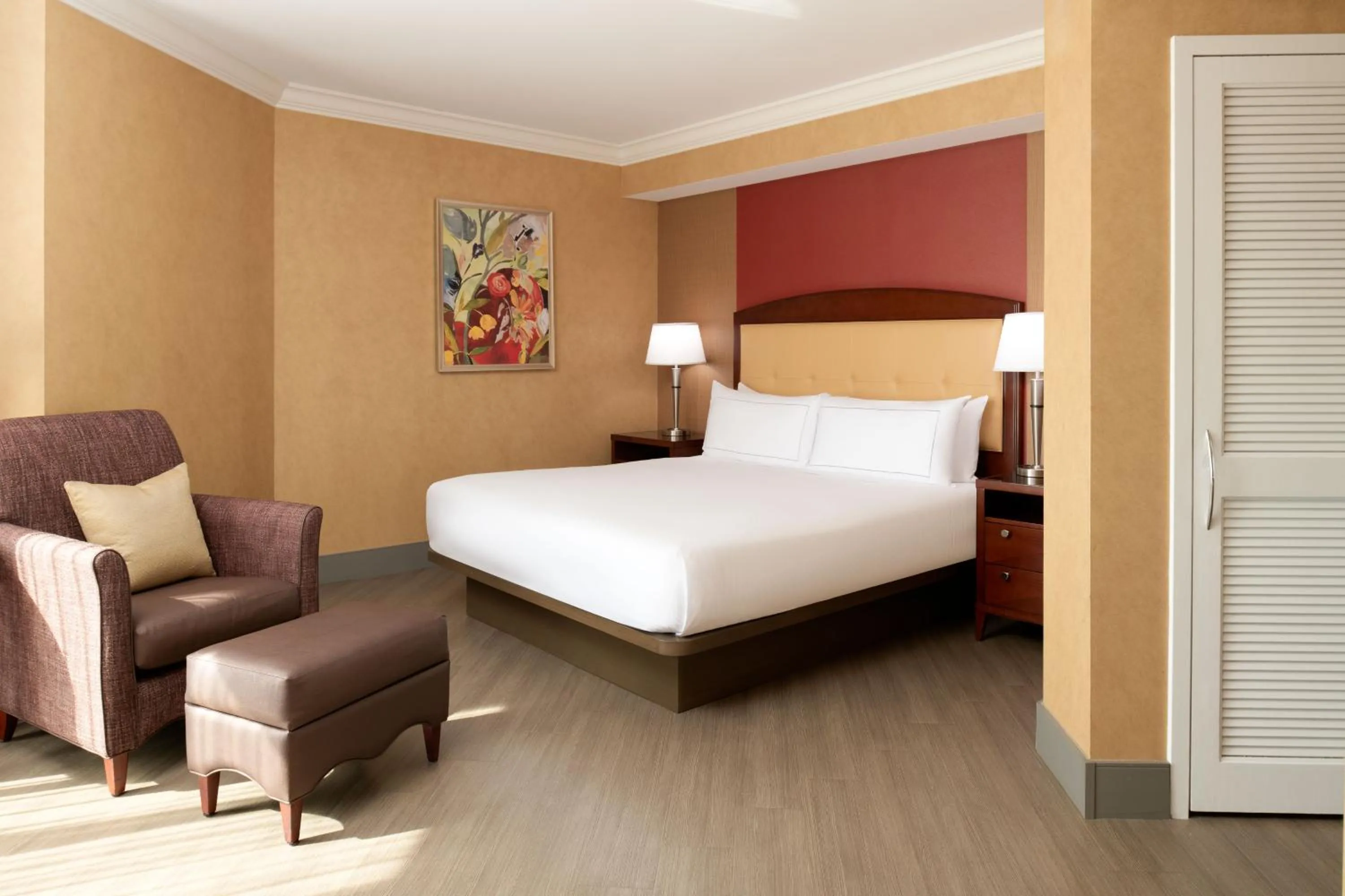 Bedroom, Bed in Hilton Charlotte Uptown