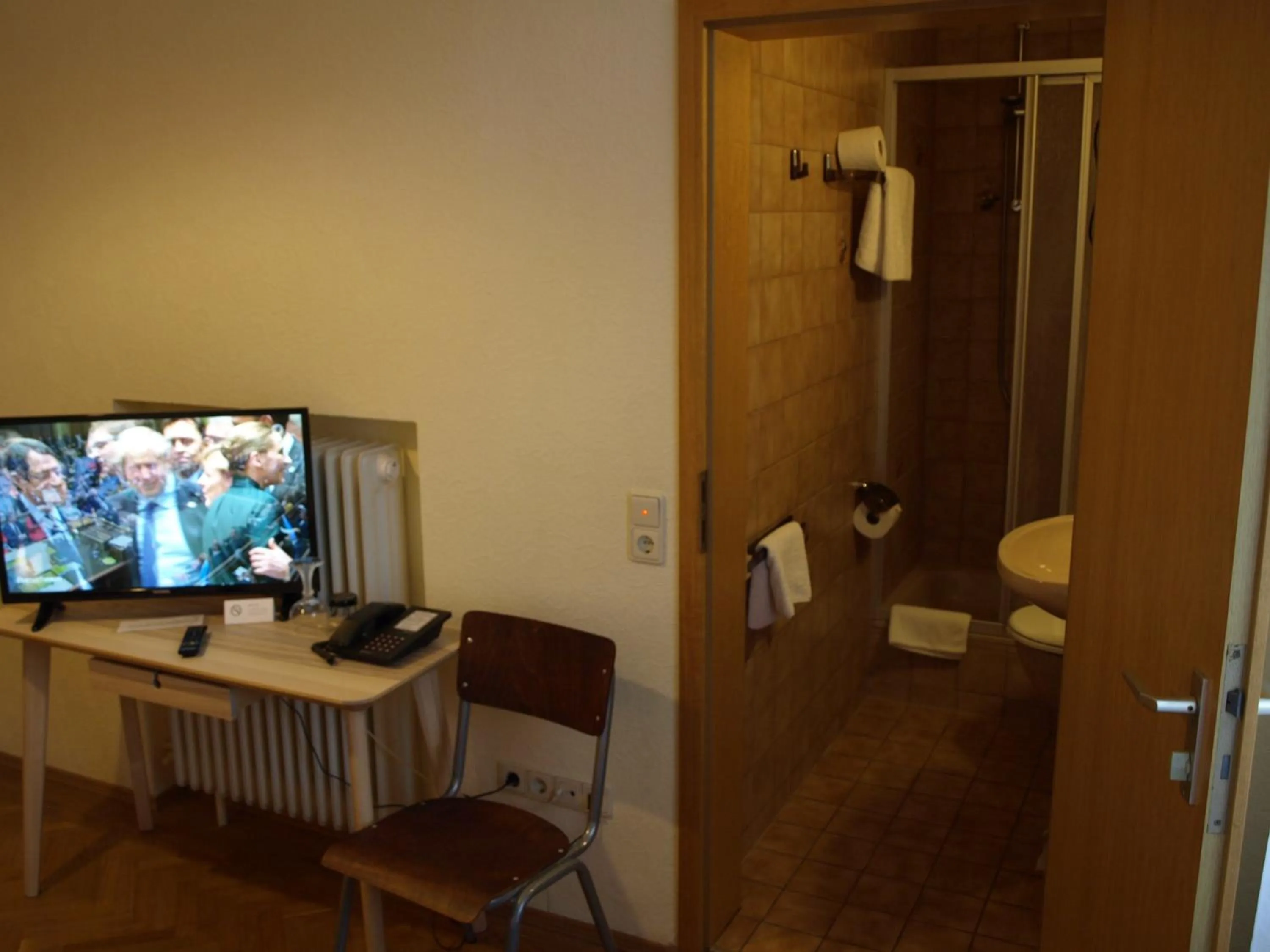 Photo of the whole room in Hotel Villa Arnold