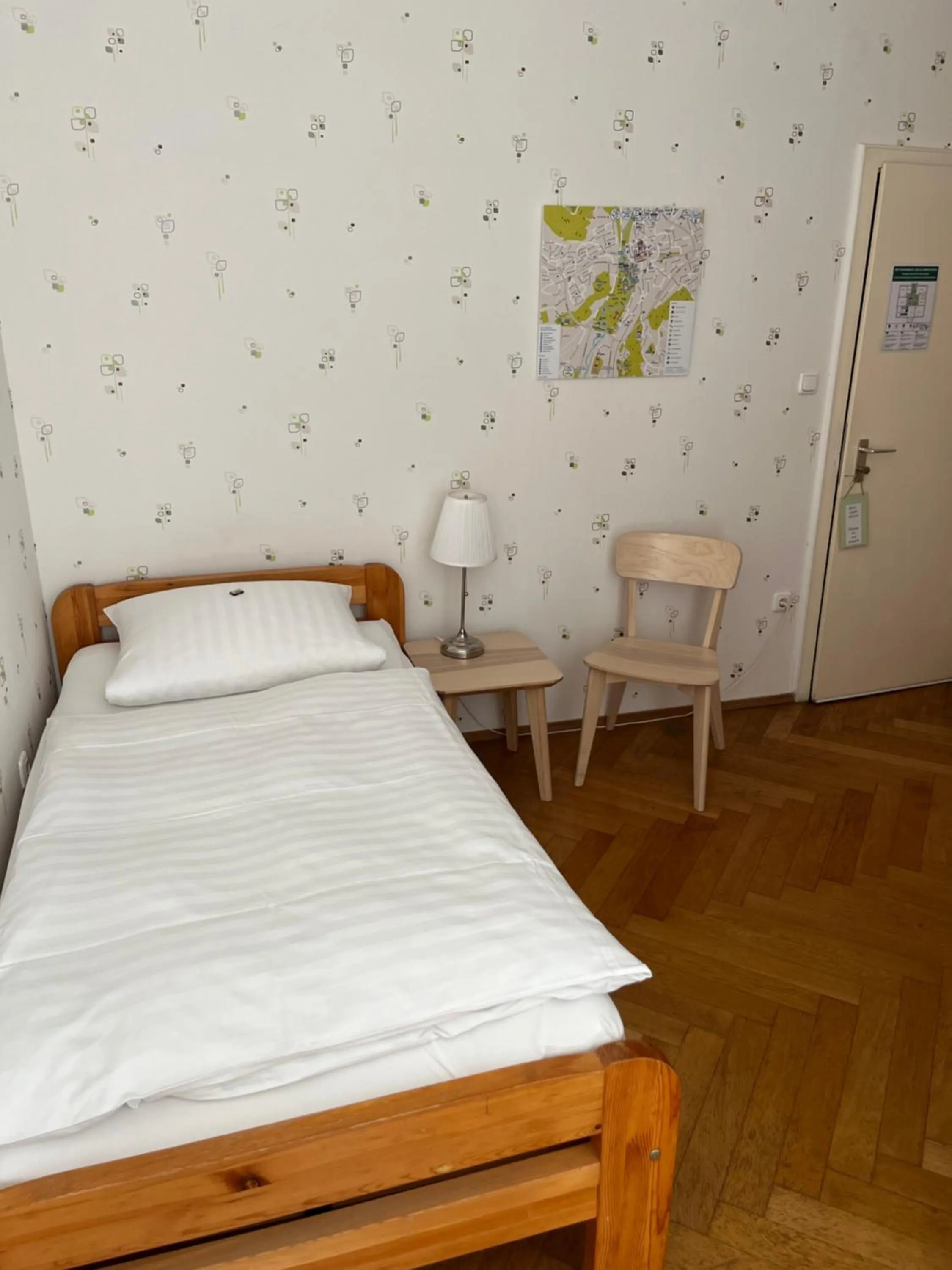 Bedroom, Bed in Hotel Villa Arnold