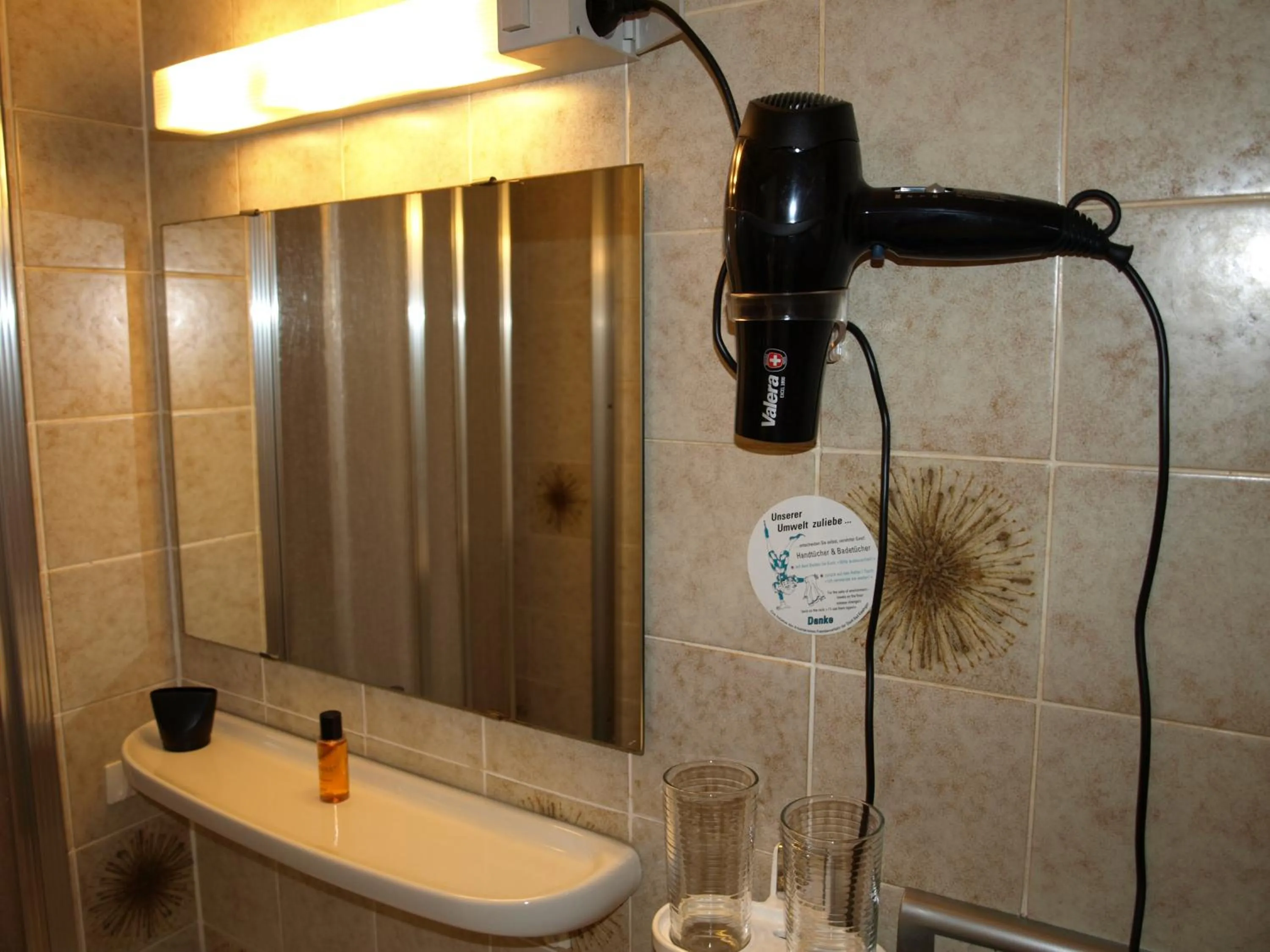 Photo of the whole room in Hotel Villa Arnold