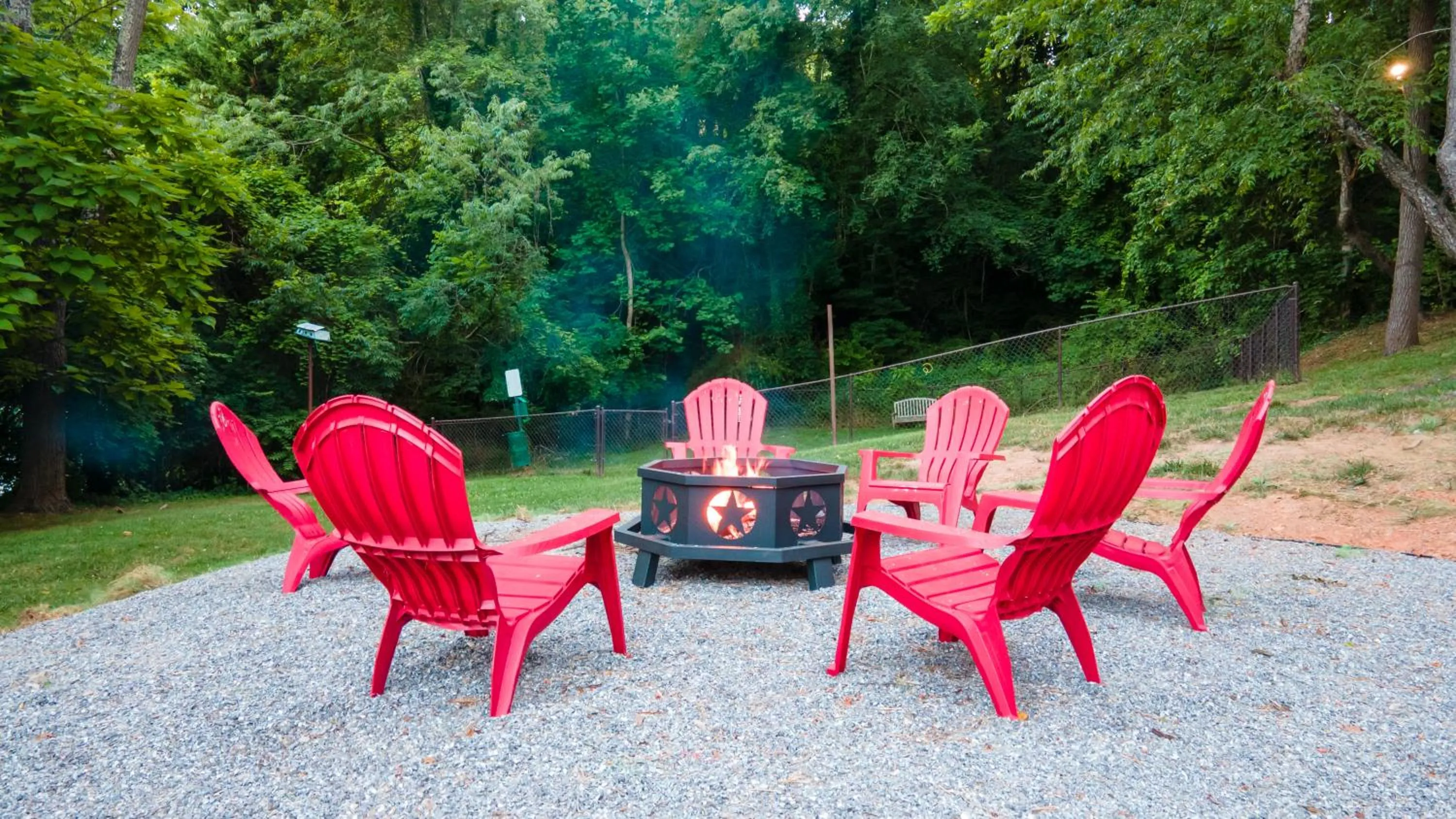 Day in Log Cabin Motor Court