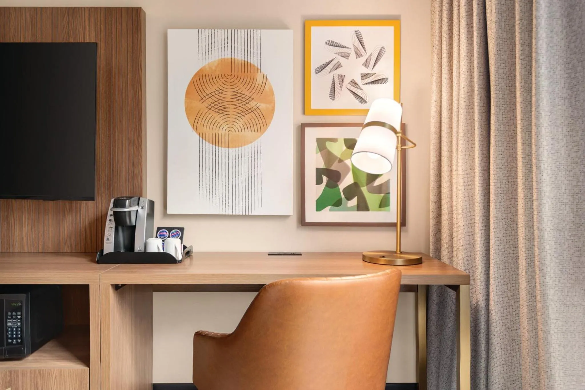 Business facilities in Holiday Inn & Suites Vancouver Downtown by IHG