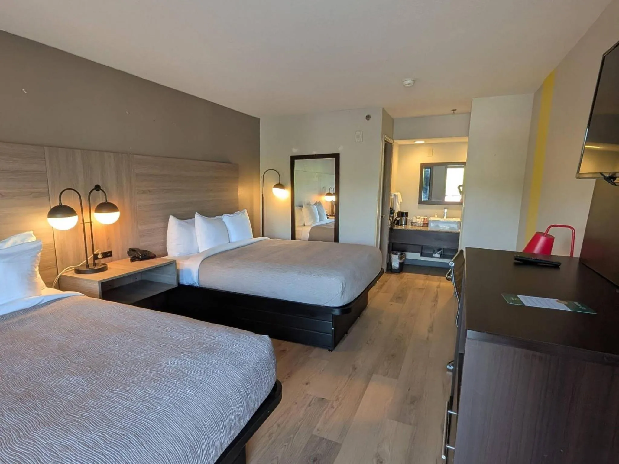 Bedroom, Bed in Super 8 by Wyndham Helen