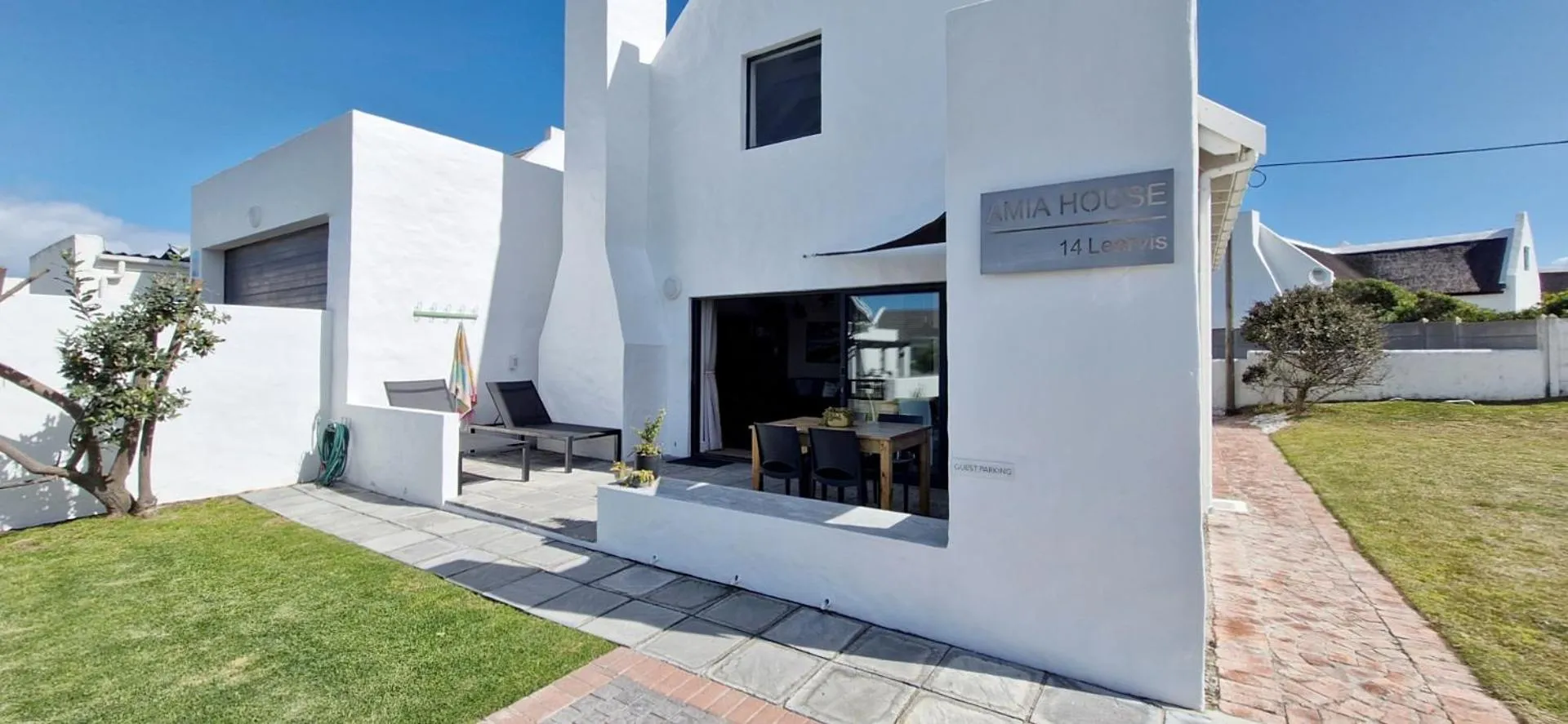 Amia House Struisbaai